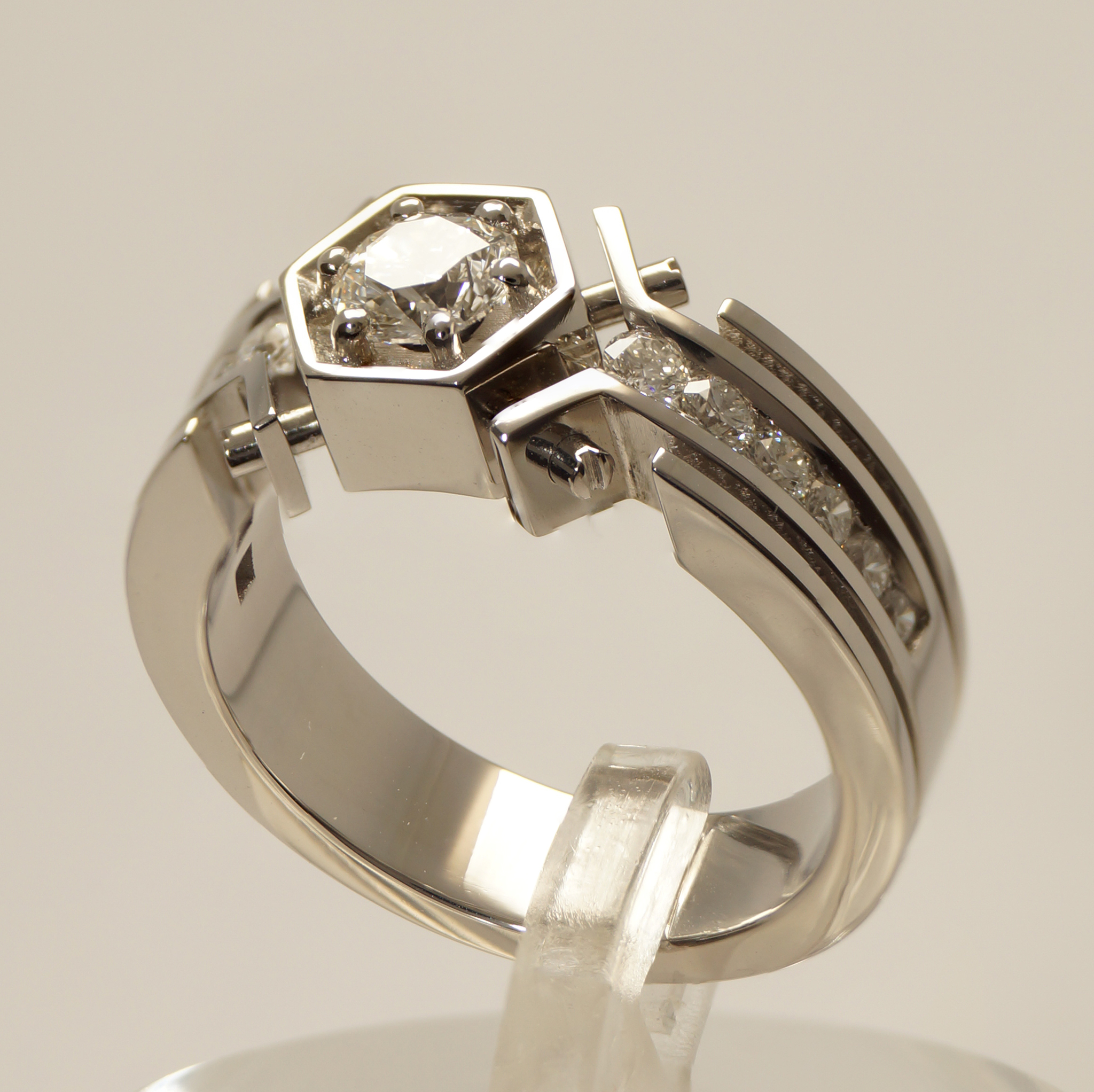 Custom-made products: men's signet made of platinum with diamonds, part 2 - My, Ring, Platinum, Diamonds, Manufacturing, Longpost, The photo, beauty, Decoration, Video