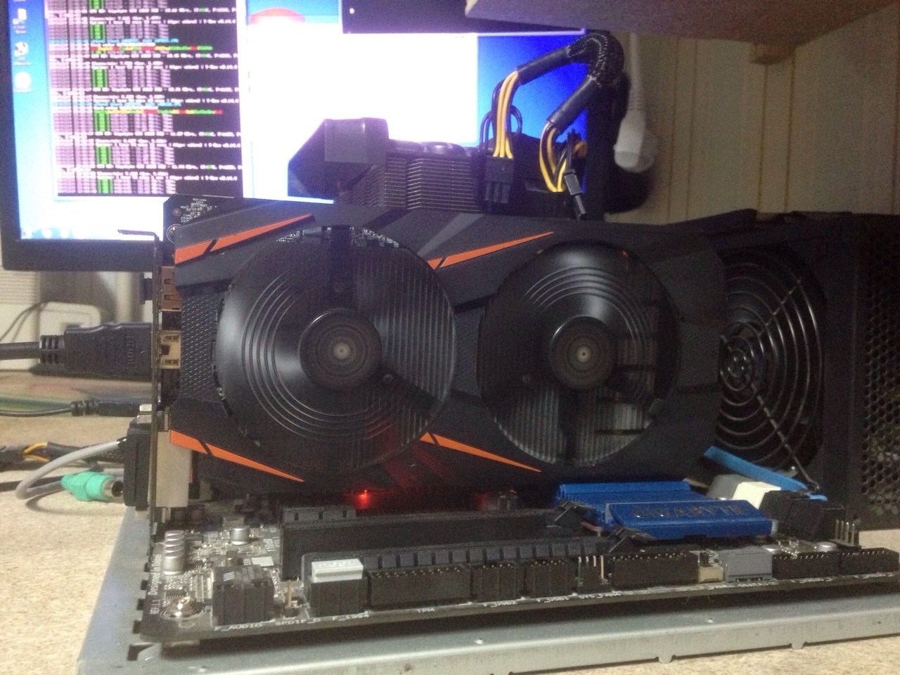 Видеокарта Gigabyte GTX1060 3GB. Периодически отваливается в майнинге ...