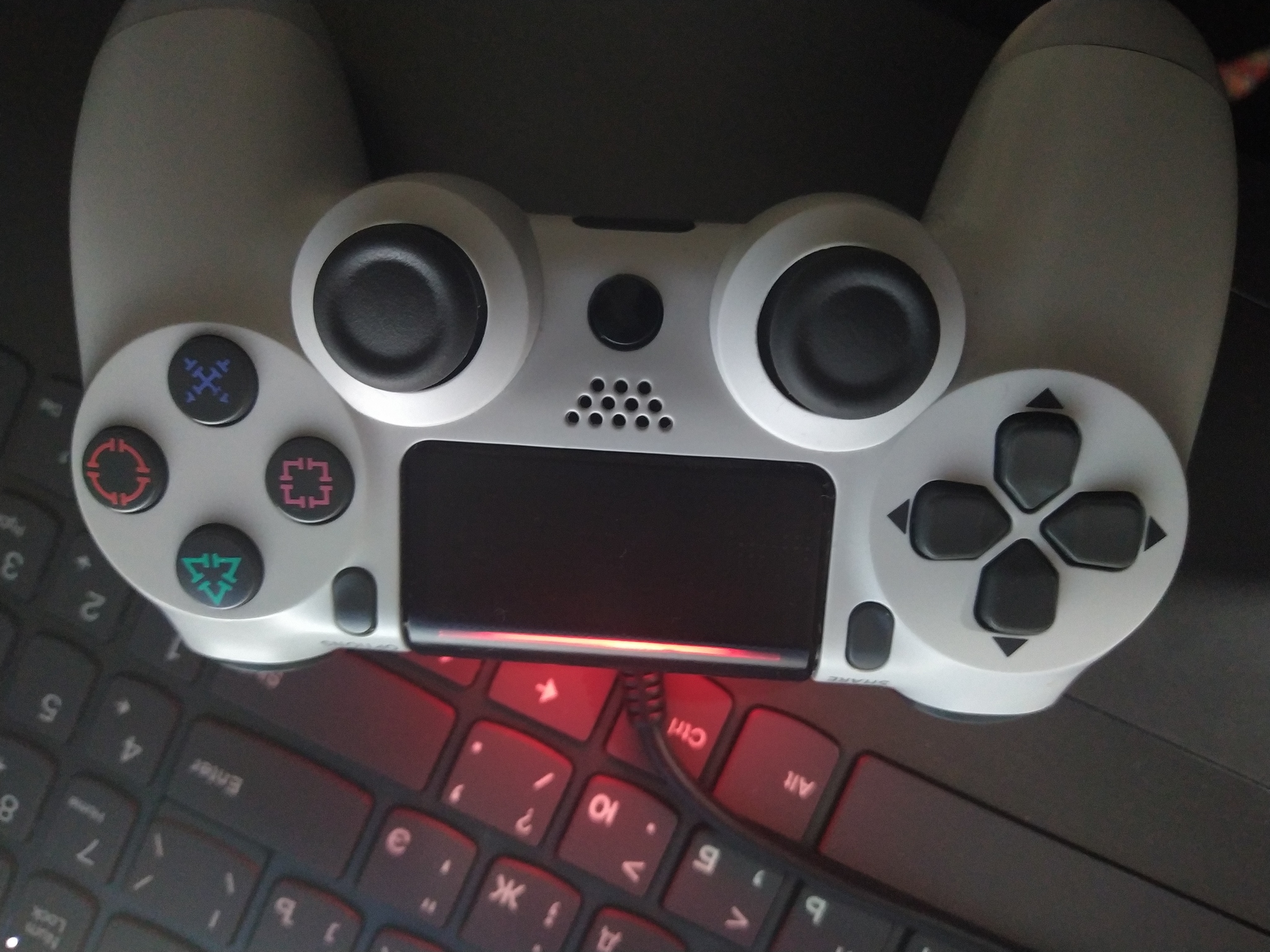 I can’t find firewood for the gamepad - My, Technical problems, Driver, Gamepad, Joystick, Computer, Computer help, Windows 10, Longpost