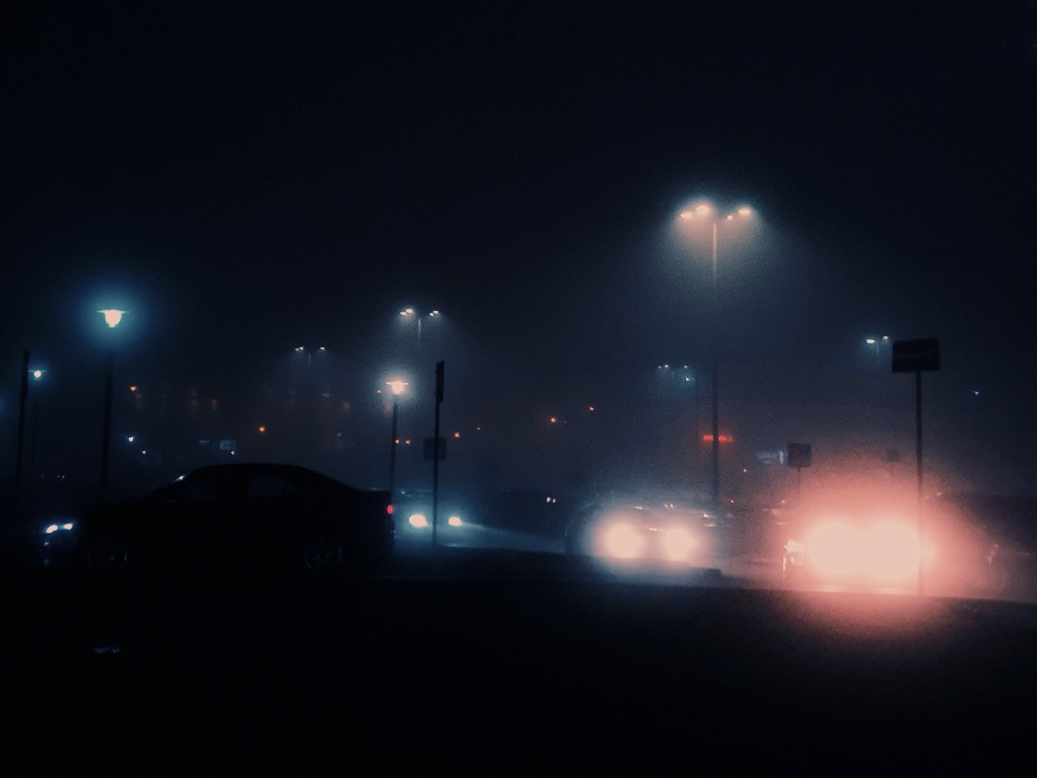 The second day in a row - Town, Fog, Darkness, Longpost