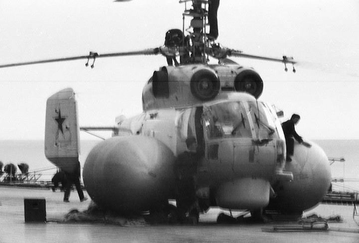 Ka-27 with inflatable balloons for emergency landing on water - Helicopter, Aviation, The photo