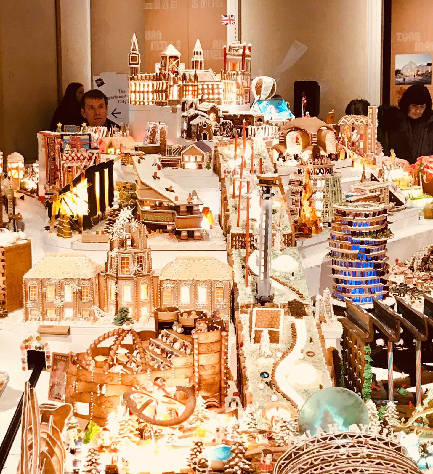 Exhibition of gingerbread houses - My, Gingerbread house, Gingerbread man, Exhibition, Cooking, Bakery products, Longpost