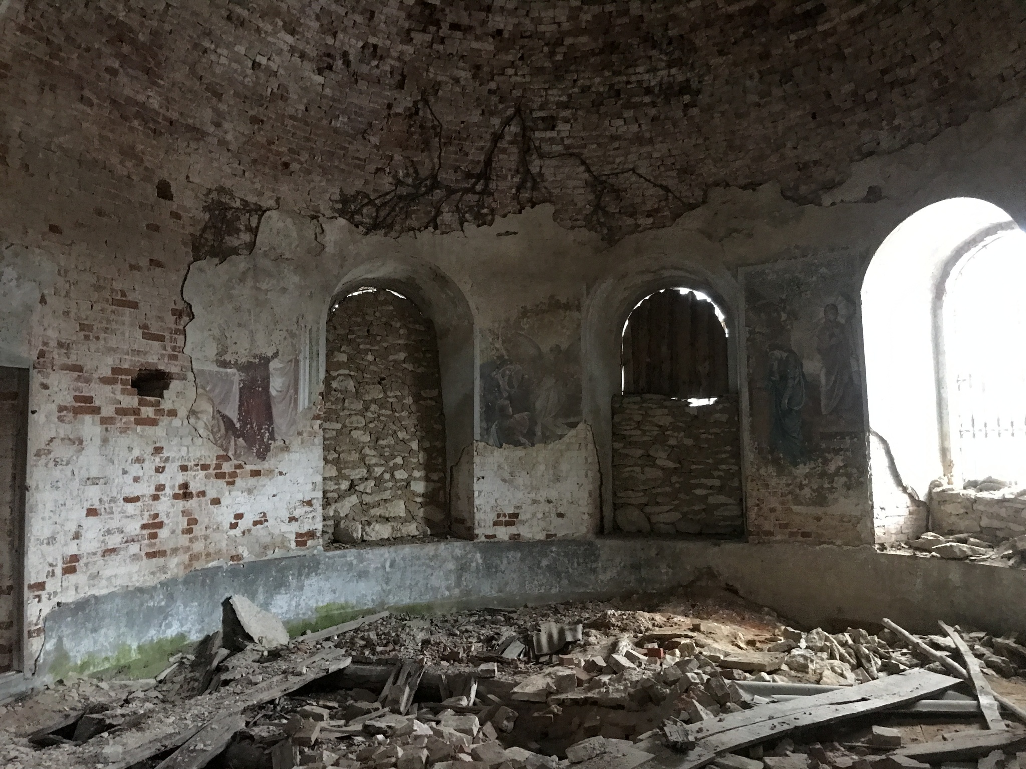 Frescoes in an abandoned church - My, Travels, Abandoned, Tourism, Temple, Church, Story, Video, Longpost