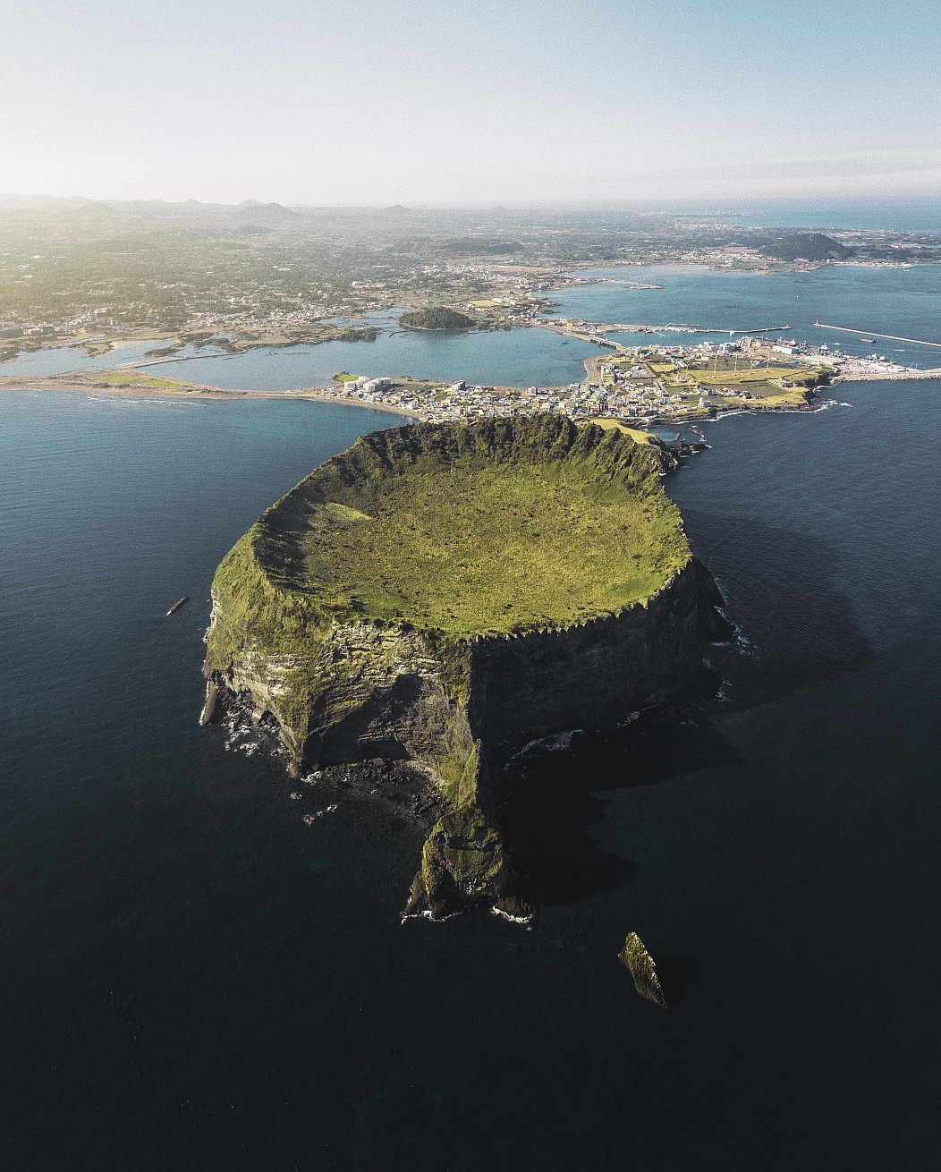 Perfect for an introvert's house - Island, Volcano, South Korea, Crater