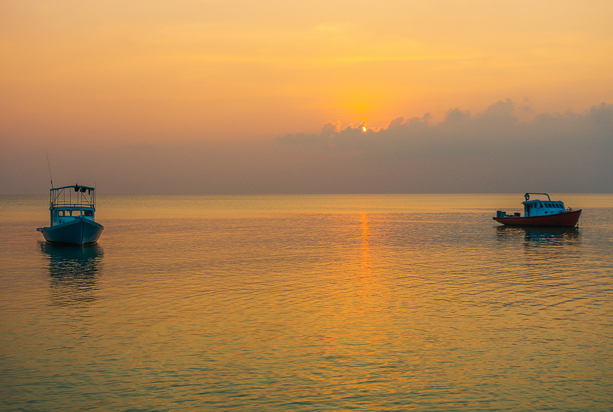 Strange colors of Fulhadhoo - My, Maldives, Travels, Landscape, The photo, Ocean, wildlife, Sunset, Family holiday, Longpost