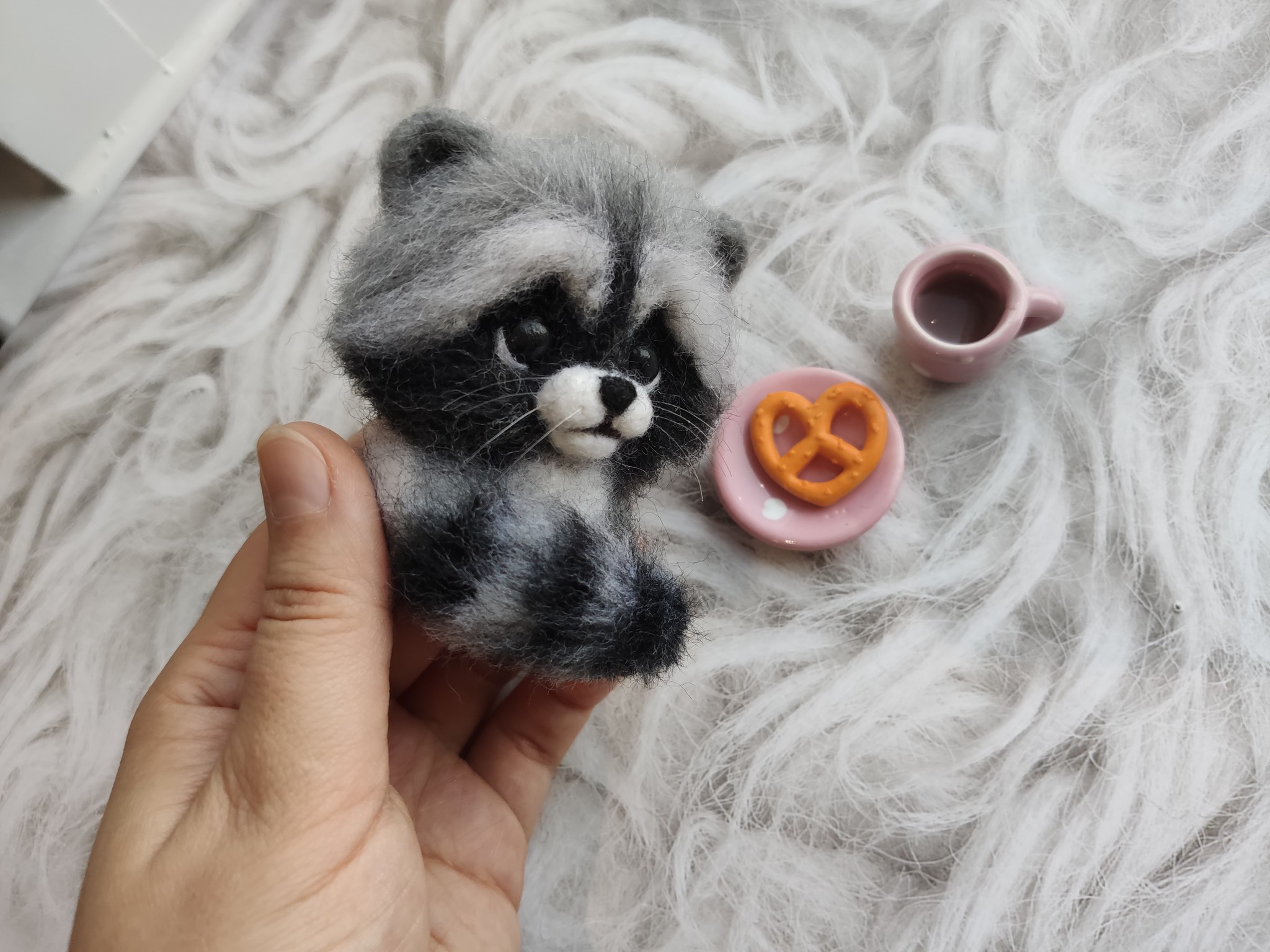 Little Raccoon - My, Needlework without process, Dry felting, Brooch, Raccoon, Longpost