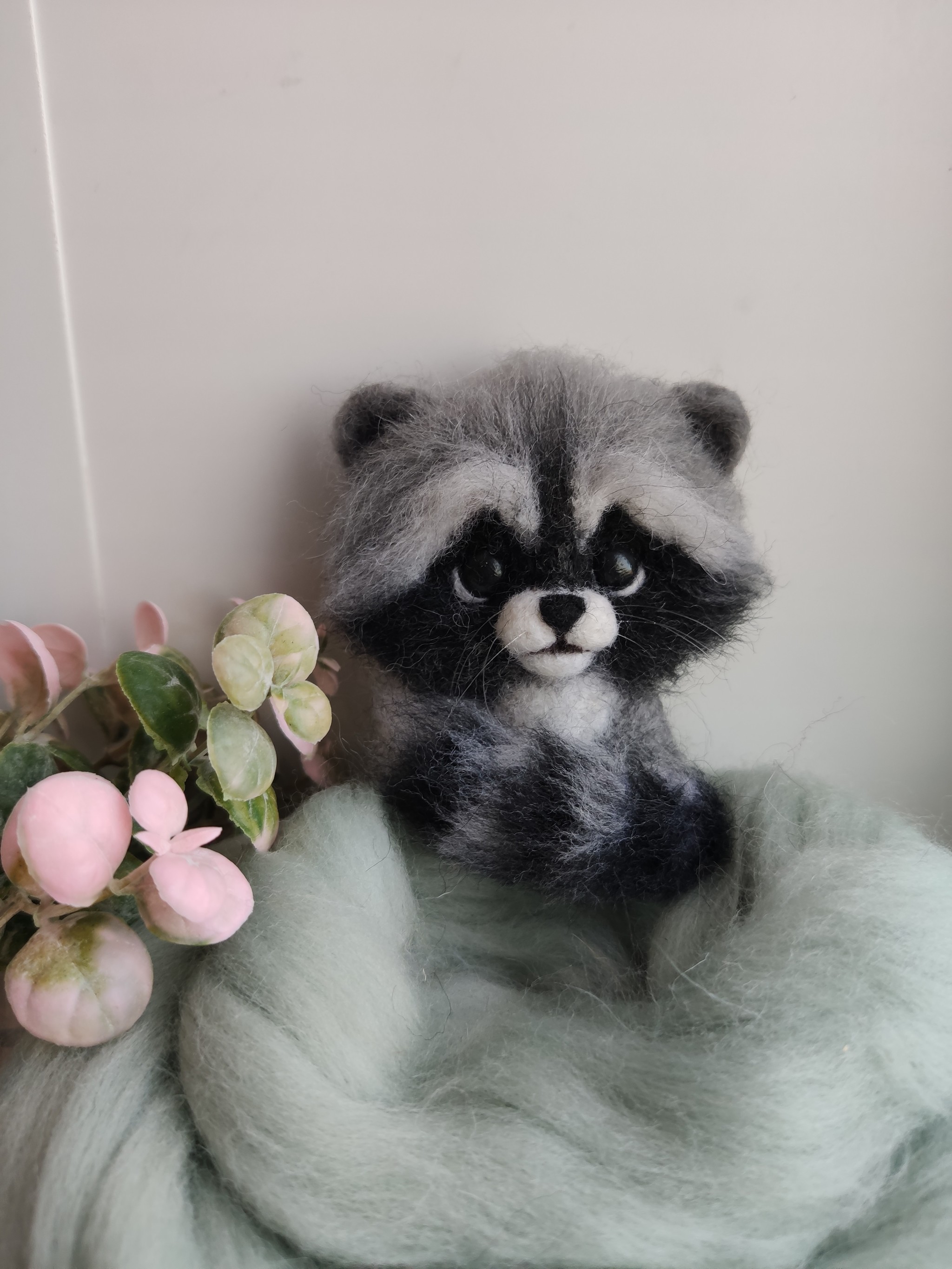 Little Raccoon - My, Needlework without process, Dry felting, Brooch, Raccoon, Longpost