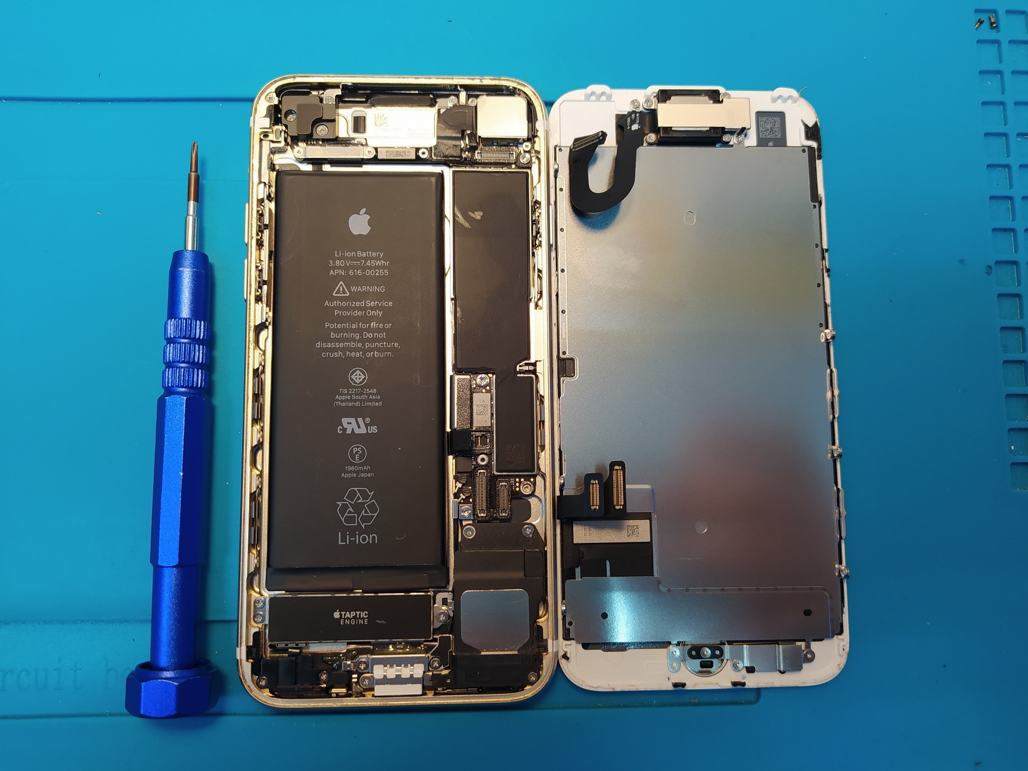 iPhone 7 same thing - My, Ulyanovsk, iPhone, iPhone 7, Repair, Ремонт телефона, Repair iPhone, Repair of equipment, Plywood, Longpost