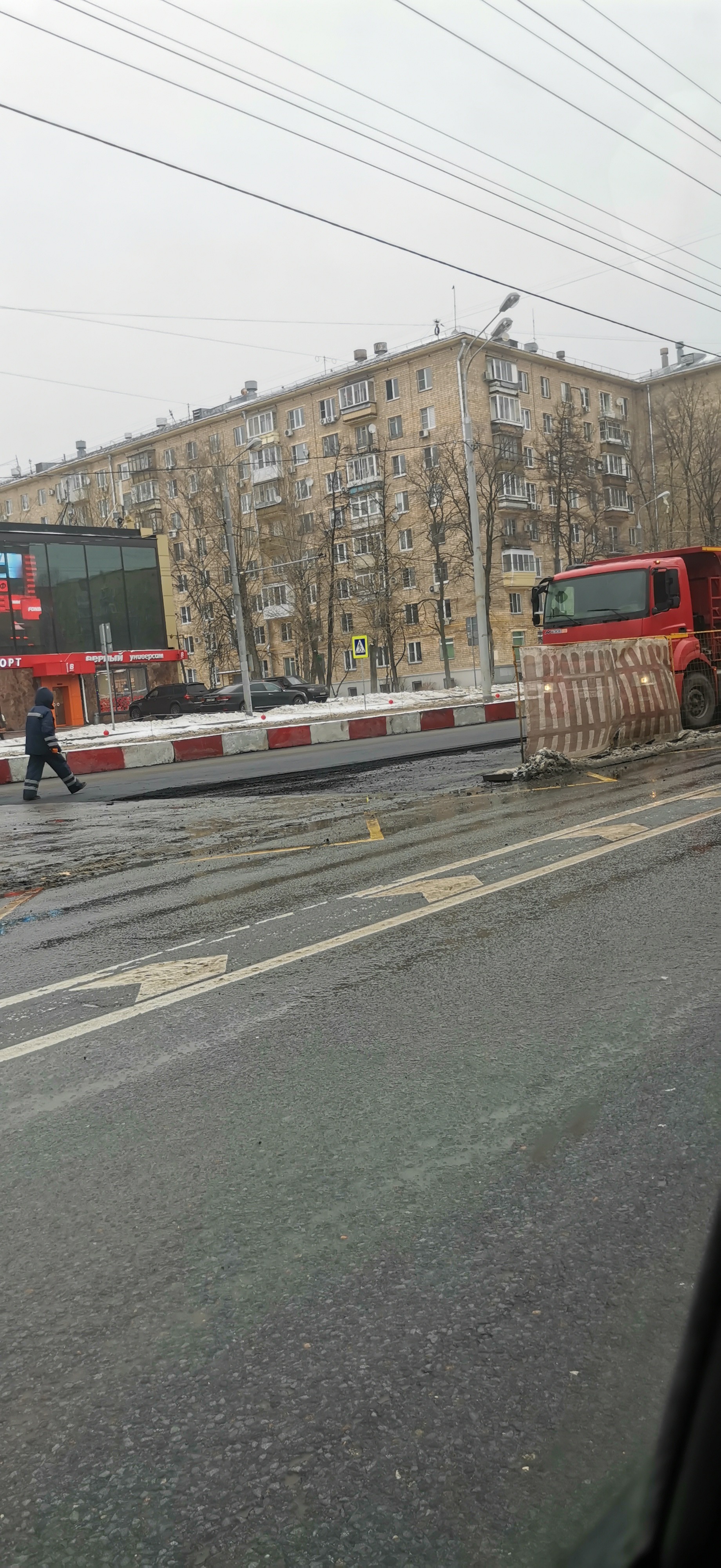 We love to lay asphalt on a wet day - My, Road works, Asphalt laying, Longpost