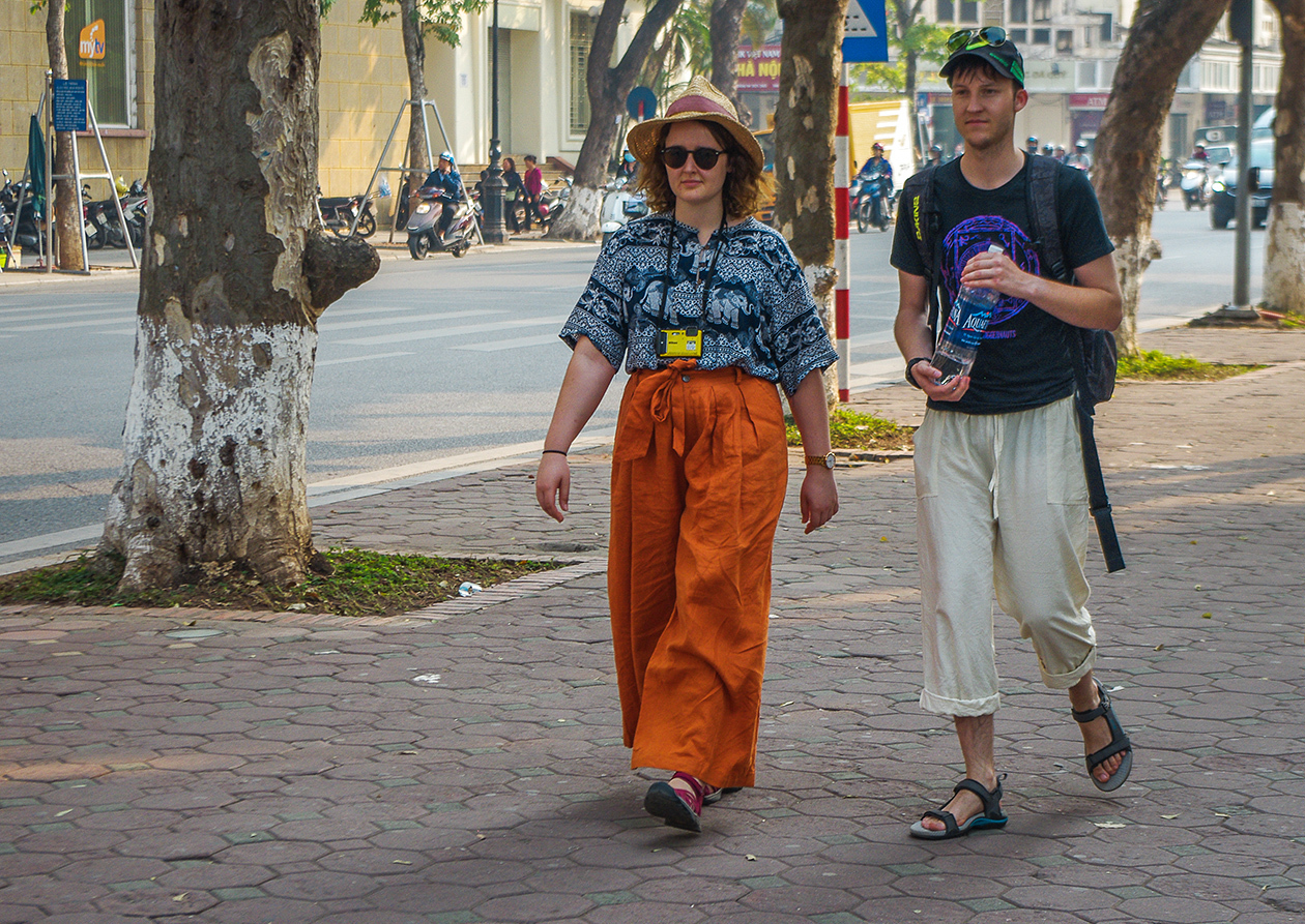 Vietnam, street photography - My, Vietnam, Travels, The photo, People, Town, Wild tourism, Fashion, Longpost