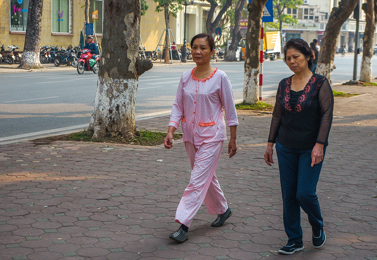 Vietnam, street photography - My, Vietnam, Travels, The photo, People, Town, Wild tourism, Fashion, Longpost