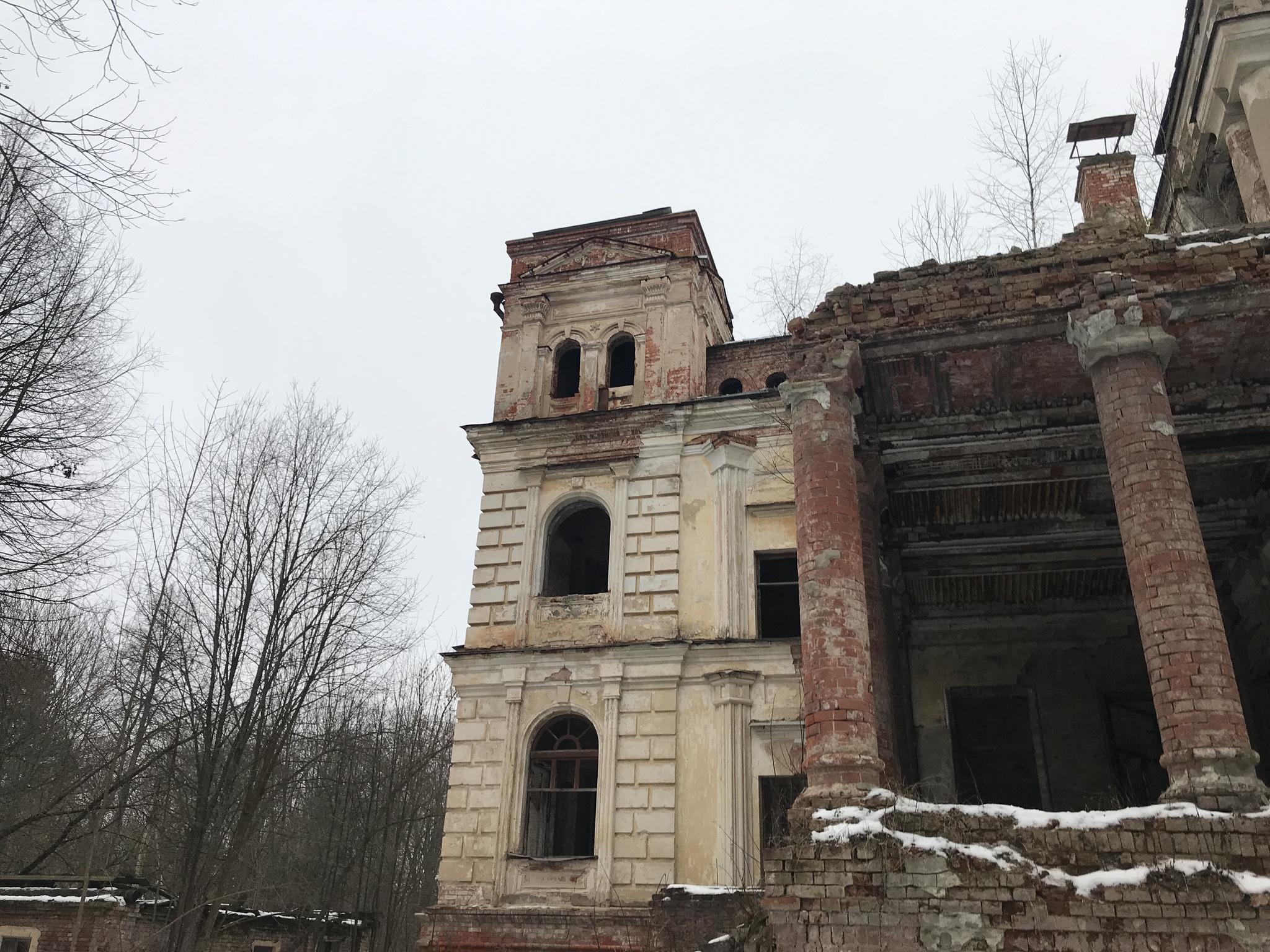 Russian eclecticism | Ruins of a boyar estate - My, Travels, Tourism, Abandoned, Manor, Pavlishchev Bor Estate, Video, Longpost