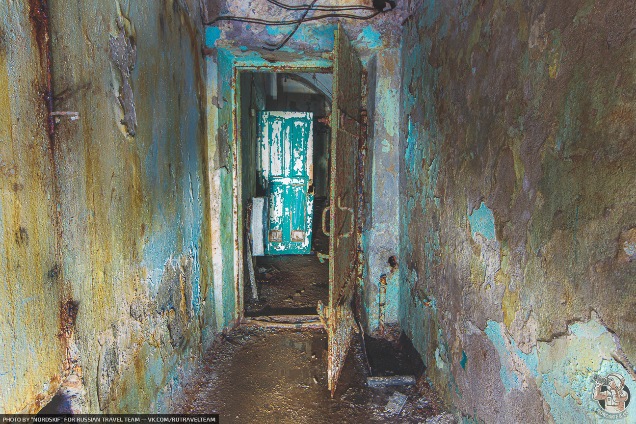 Gallery of Hermetic Doors A huge abandoned rock shelter - the headquarters of the civil defense of Crimea - My, Urbex Crimea, Crimea, Bunker, Longpost