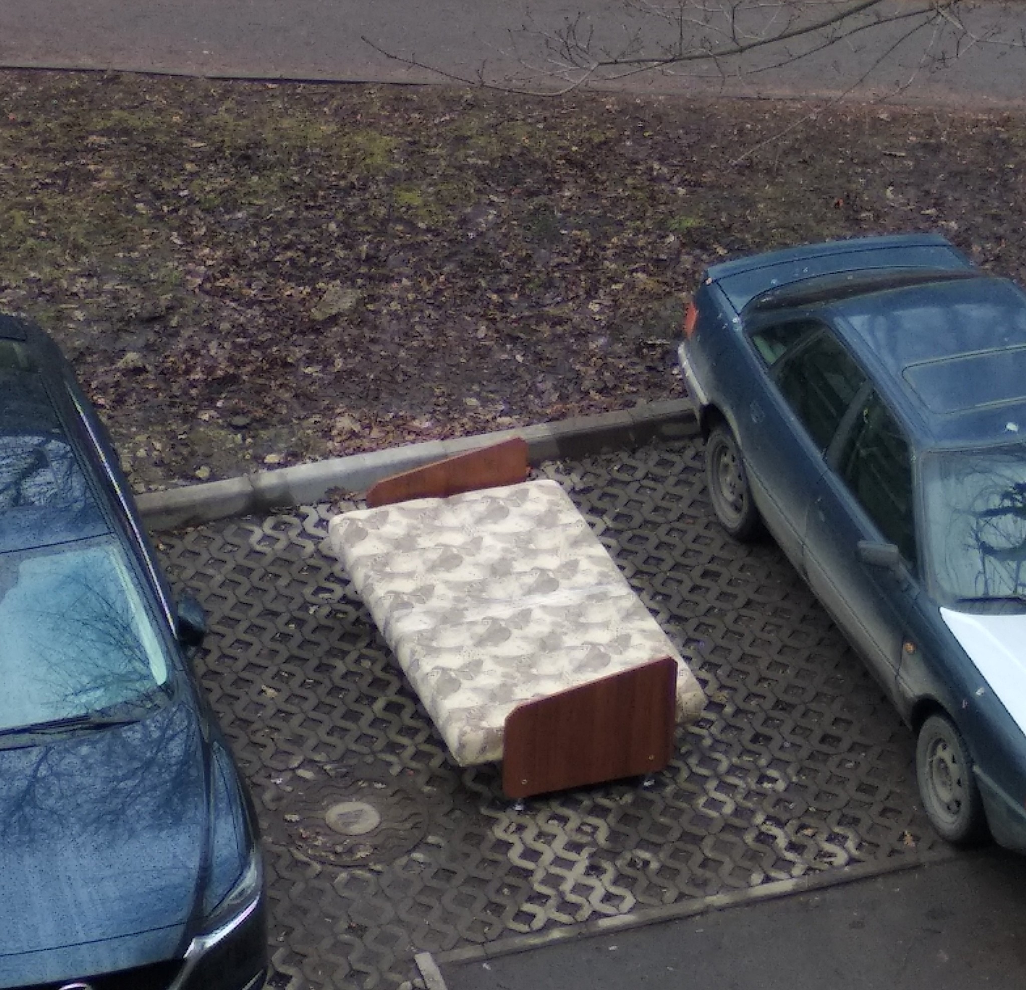 It's not just cars that need parking. - Humor, Parking, Sofa, Courtyard