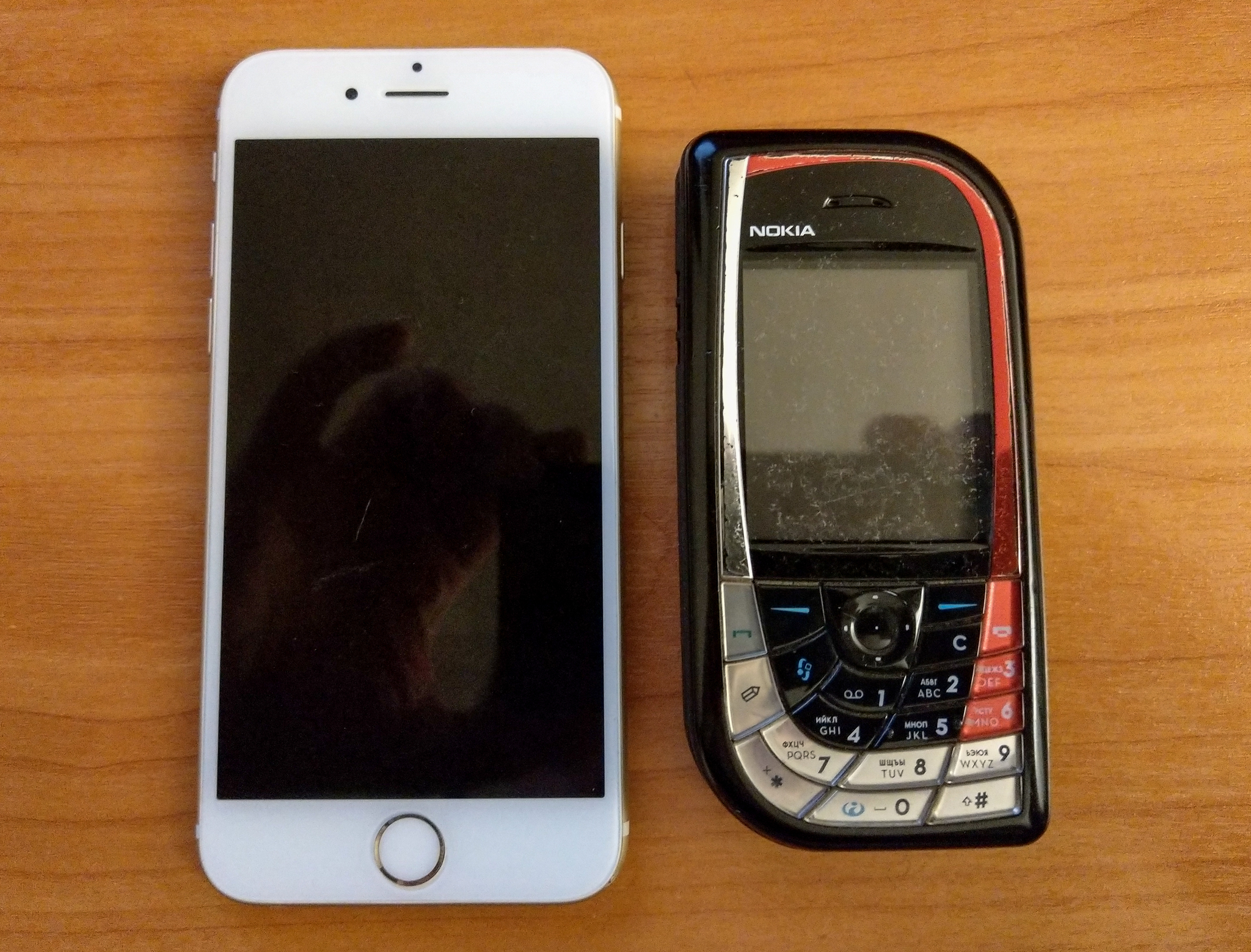 Everything is relative! - My, Telephone, Nokia, Nokia 7610, Nostalgia, Comparison, Longpost