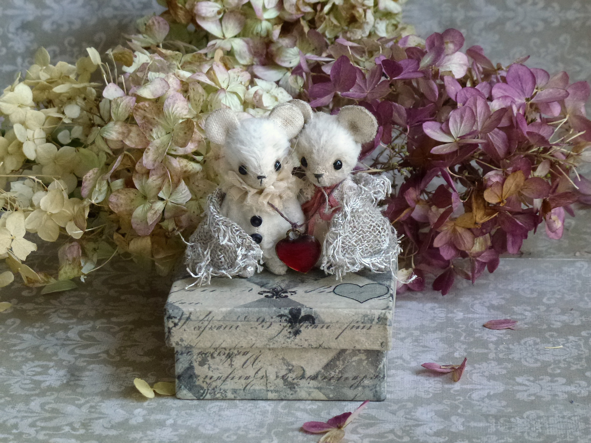 One heart for two. Fairy tale - My, Needlework without process, Mouse, Cats and Mice, Story, Teddy's friends, Collectible figurines, Longpost