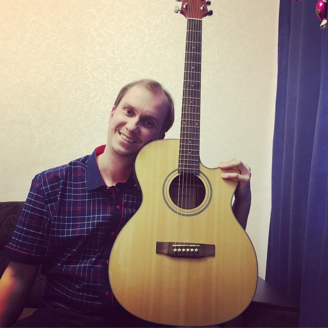 Hey friend guitar - Music, Guitar, Selfie