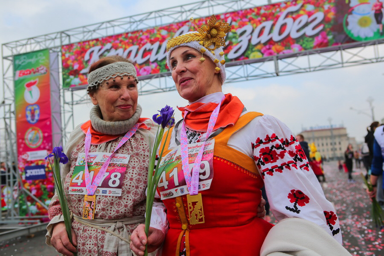 Бегут все! - Минск, 8 марта - Международный женский день, Спорт, Забег, Из сети, Видео, Длиннопост