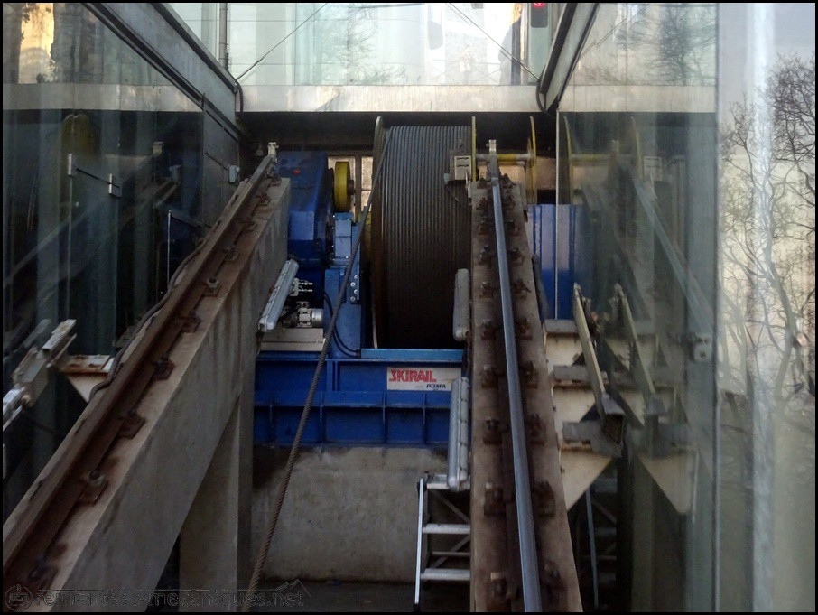 Funicular of Montmartre - Funicular, Elevator, Paris, Longpost, France, Montmartre, Video