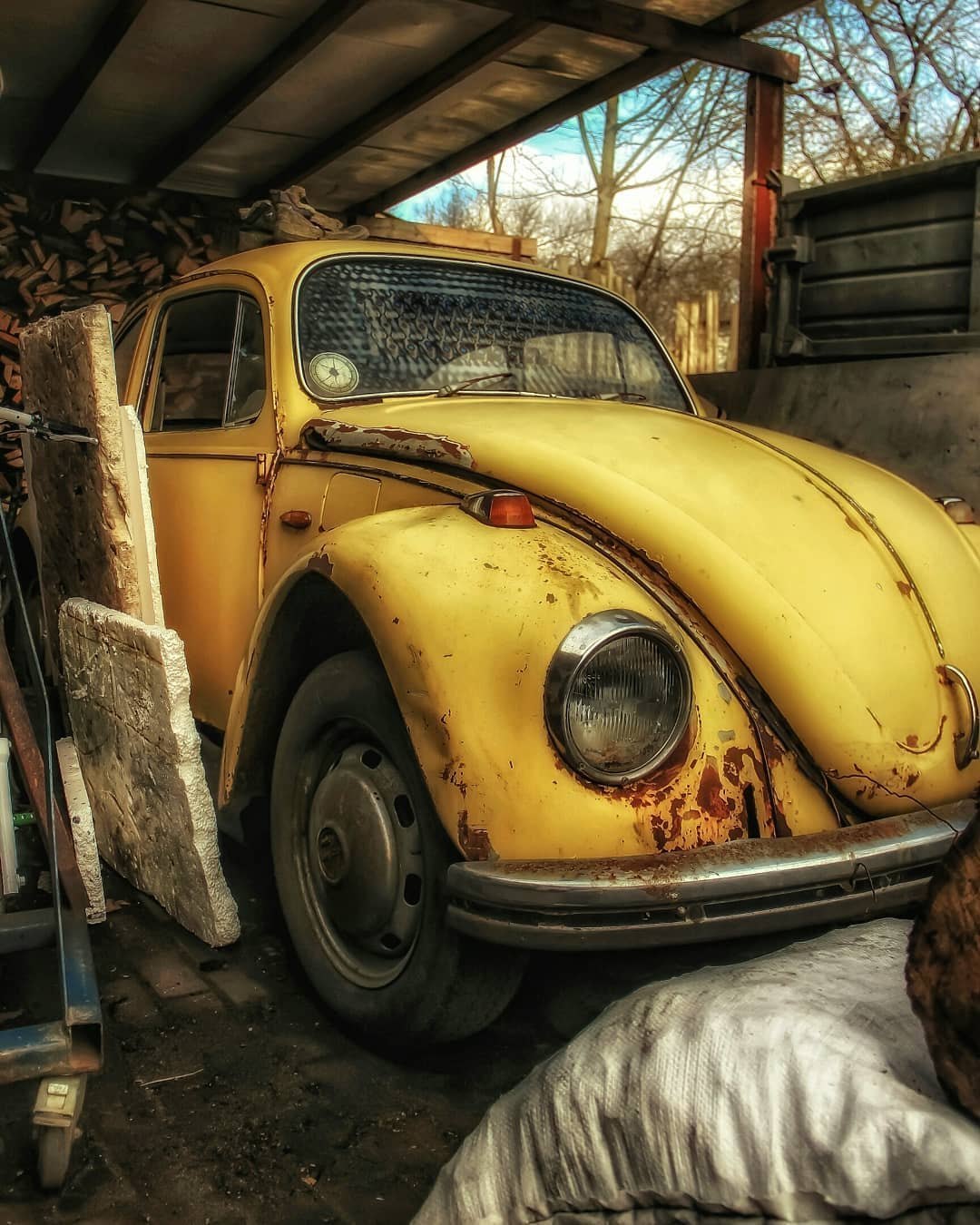 Meanwhile, at the showdown - My, The photo, Color correction, Разборки, Volkswagen beetle, Zhiguli, Auto, Time, Longpost