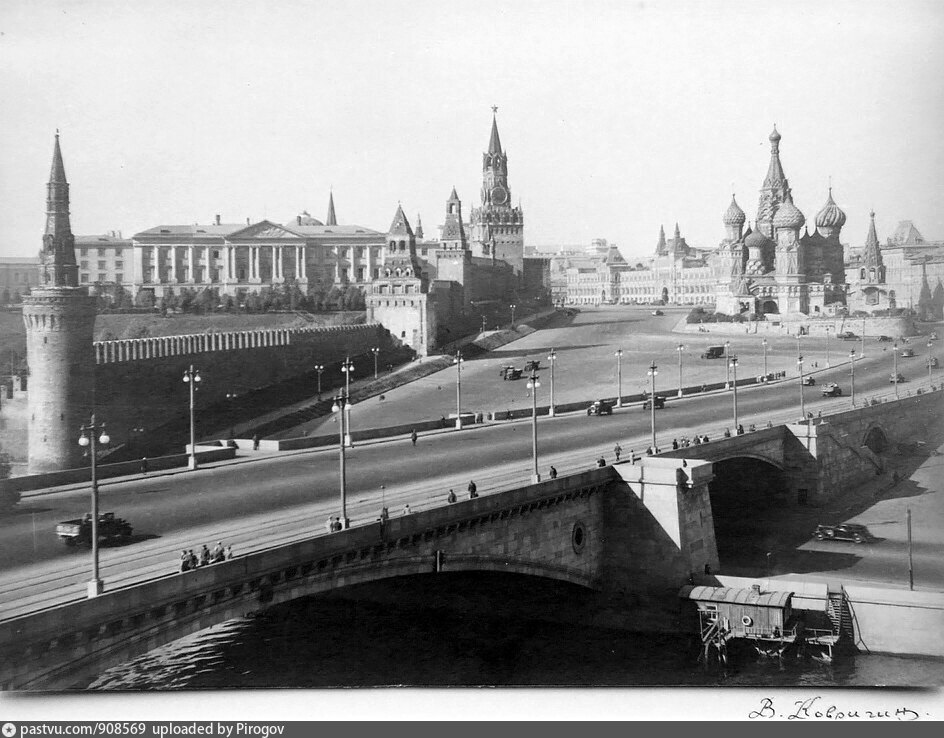 Опустевшая Васильевская площадь (спуск) - Моё, Москва, Архитектура, СССР, Россия, Кремль, История, Фотография, Длиннопост