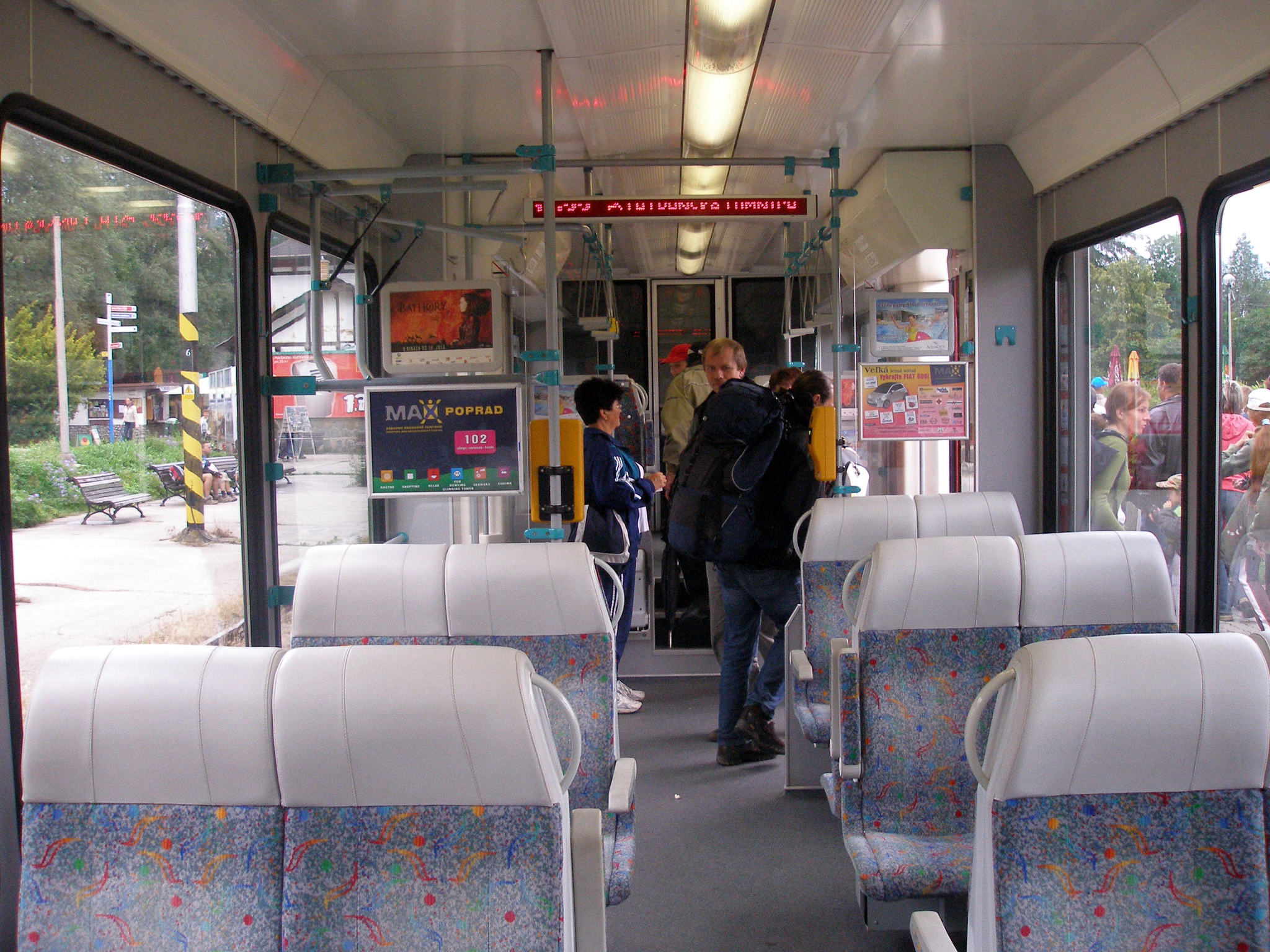 Tetrapak in the Tatras - Railway, Tatra Mountains, Slovakia, Stadler, Video, Longpost