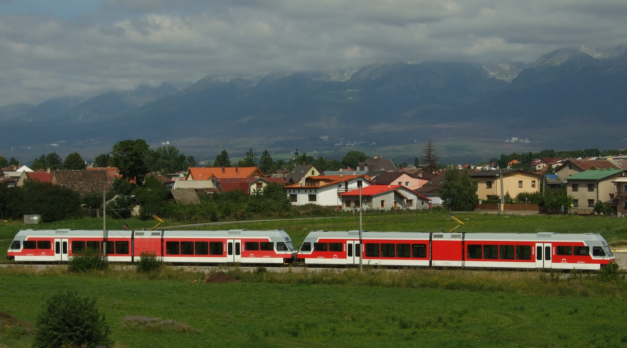 Tetrapak in the Tatras - Railway, Tatra Mountains, Slovakia, Stadler, Video, Longpost