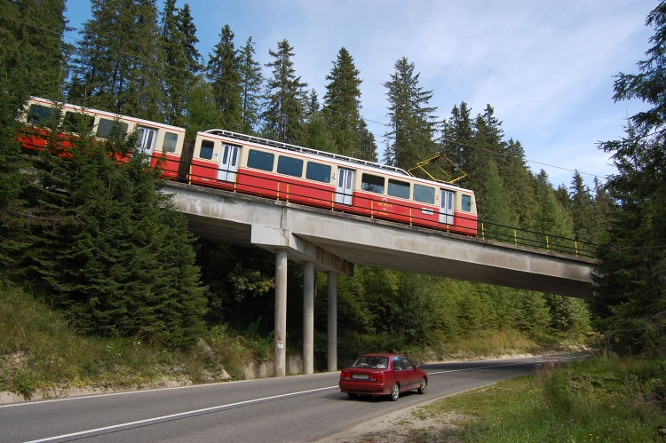 Rack railway in the Tatras - Railway, Gear rail, Slovakia, Tatra Mountains, Stadler, Video, Longpost