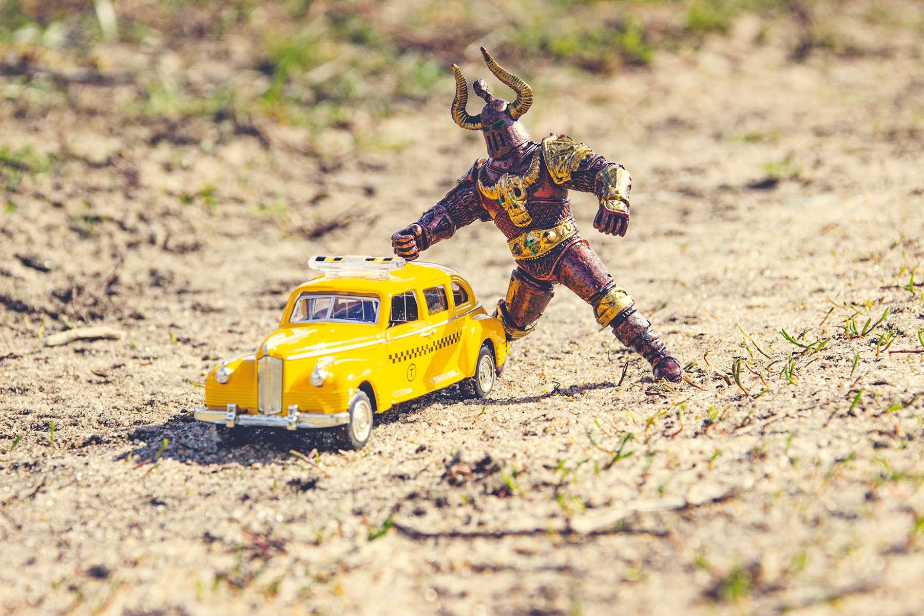 A small photo sketch with old toys - My, The photo, Toys, Taxi, Пассажиры, Nature, Longpost