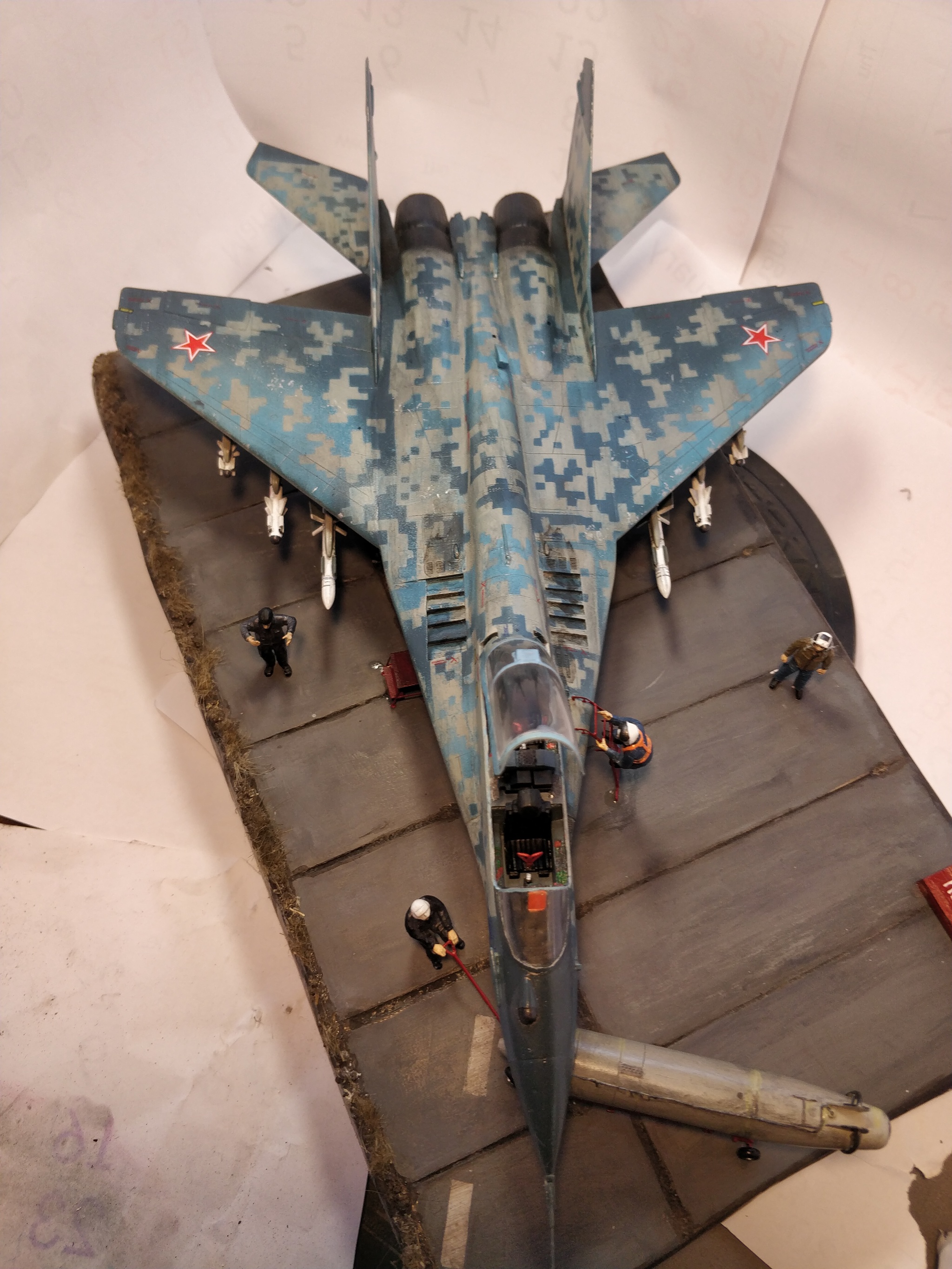 Mig-29ub and Yak-1b were crushed - My, Modeling, Stand modeling, MiG-29, Yak-1, Video, Longpost