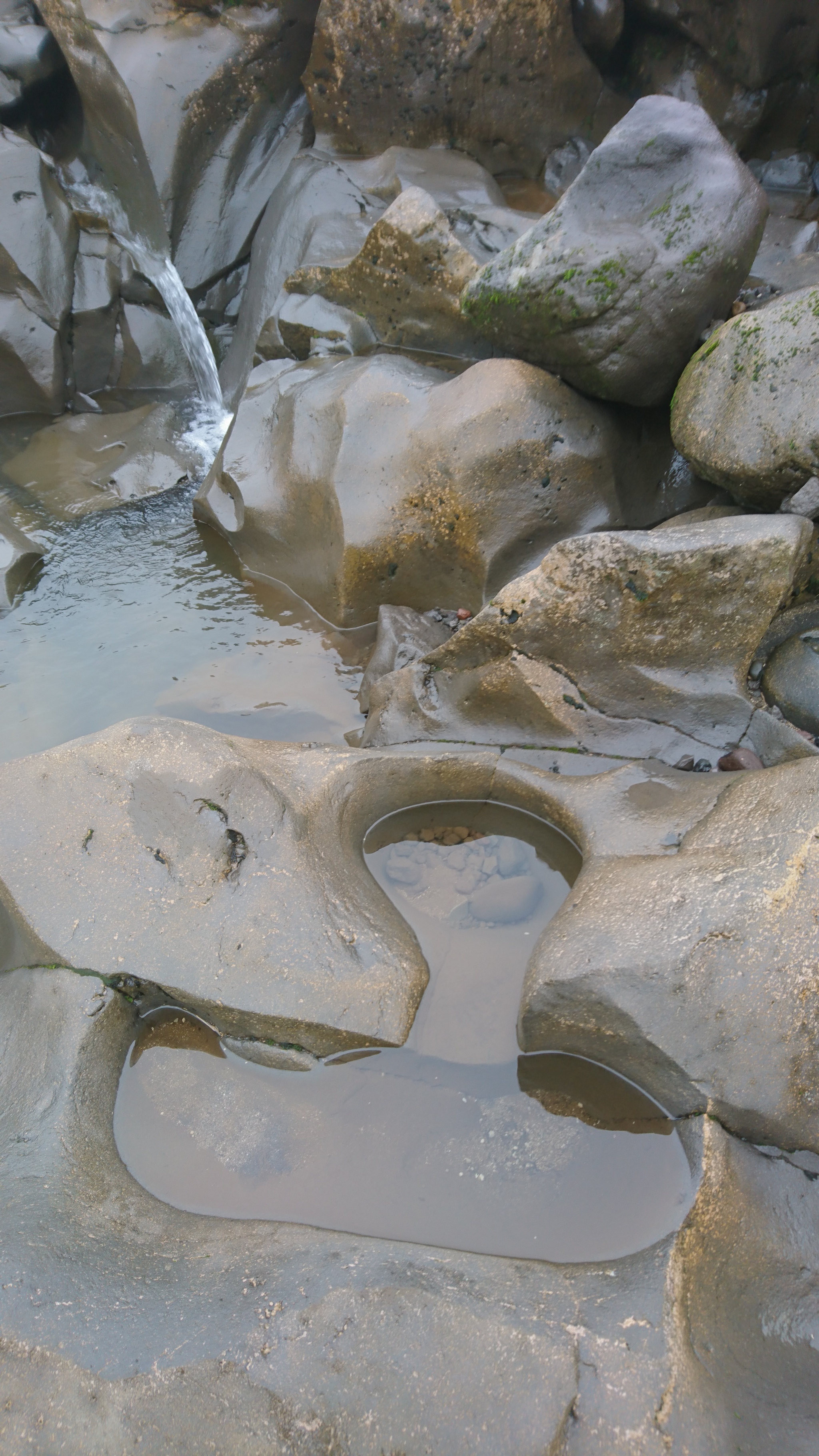 Влияние камня на воду