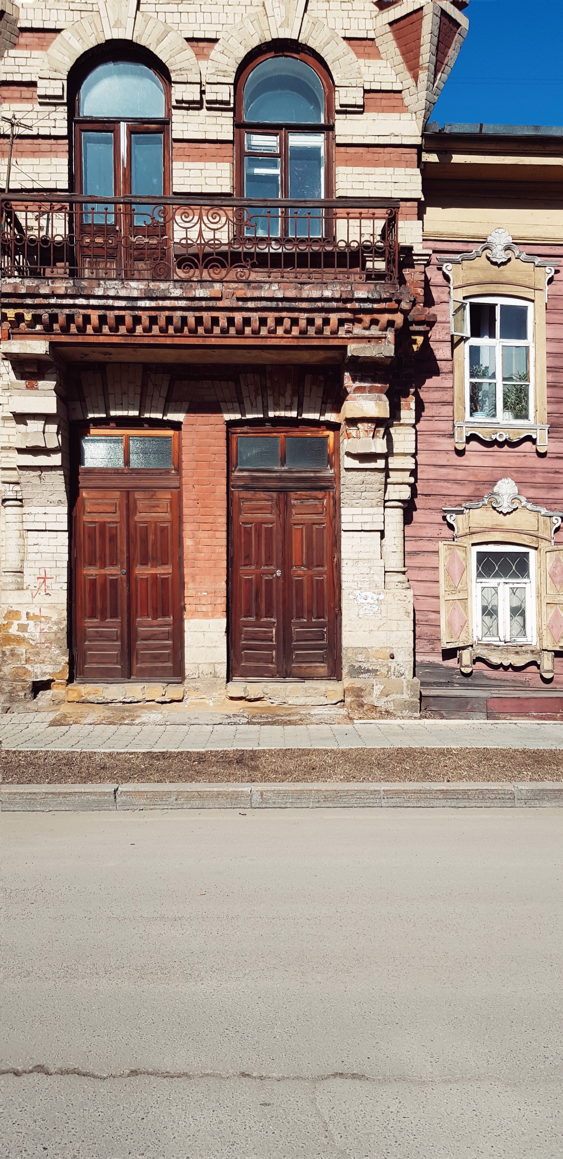 Irkutsk in spring. Irkutsk feline - My, Irkutsk, Town, Longpost, cat