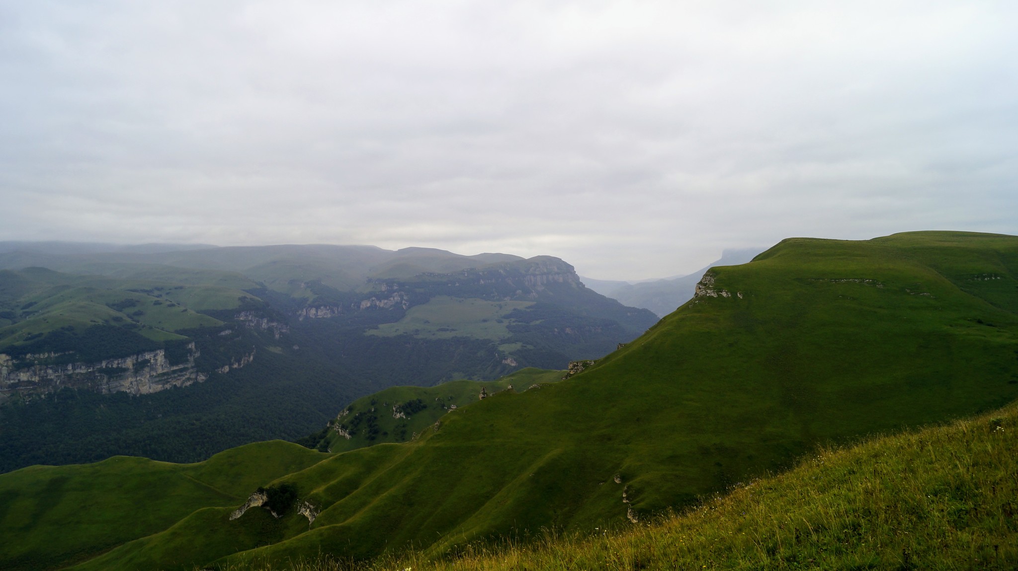 Bermamyt Plateau and Kanzhol Plateau 2019 - My, Caucasus, Travel across Russia, Travels, The mountains, Tourism, Road trip, Photo on sneaker, Karachay-Cherkessia, Longpost