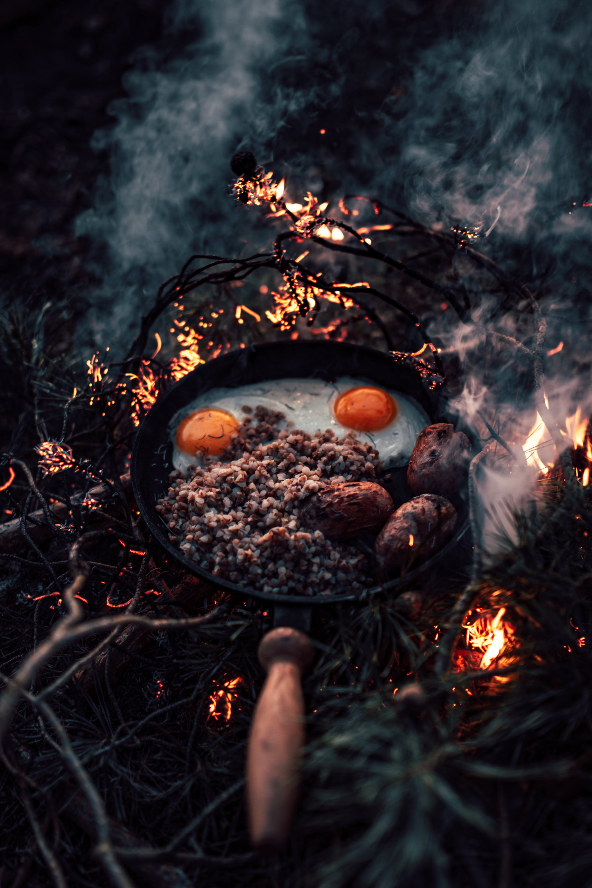 Food by the fire - My, Bonfire, Evening, Food, Sunset, Forest, Nature, Hike, The photo, Longpost