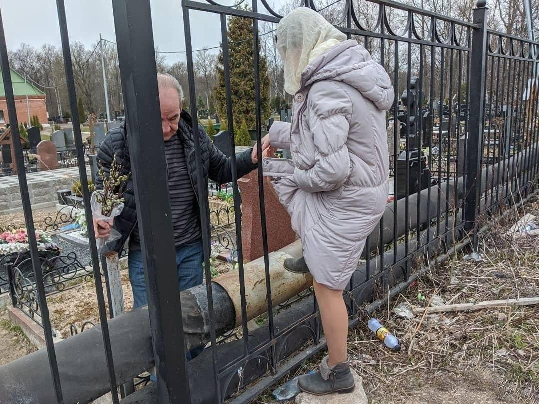 Despite the Government's call to stay at home, today believers across the country went to churches to celebrate Palm Sunday. - Saint Petersburg, Palm Sunday, Coronavirus, Religion, Longpost, ROC