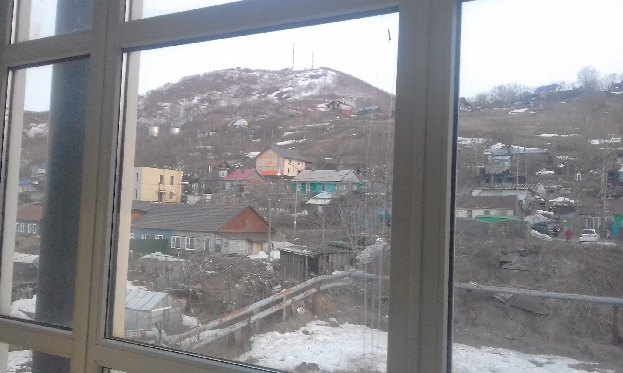 Kamchatka from a hotel window - My, Quarantine, Petropavlovsk-Kamchatsky, The mountains, Longpost