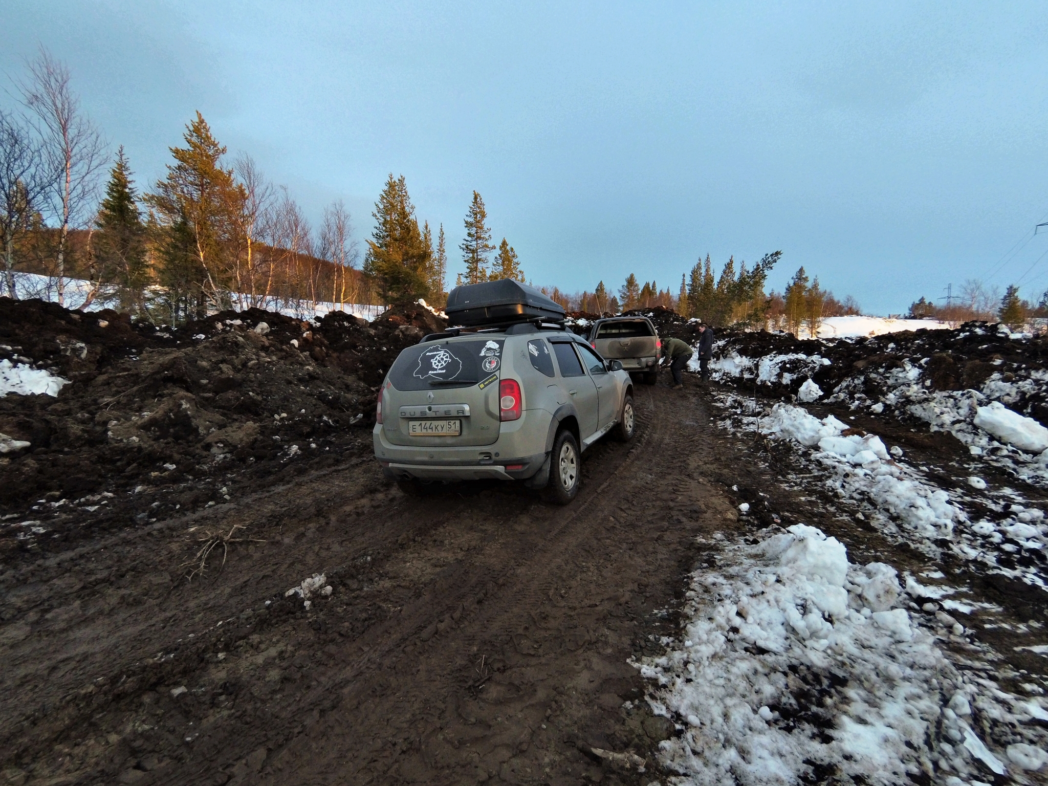 We found dirt! Road reconnaissance along power lines. PerekatiKolsky, Duster, L200, 4x4, Offroad, Murmansk - My, Renault Duster, Mitsubishi, Offroad, 4x4, Murmansk, Kola Peninsula, Dirt, Route, Video, Longpost