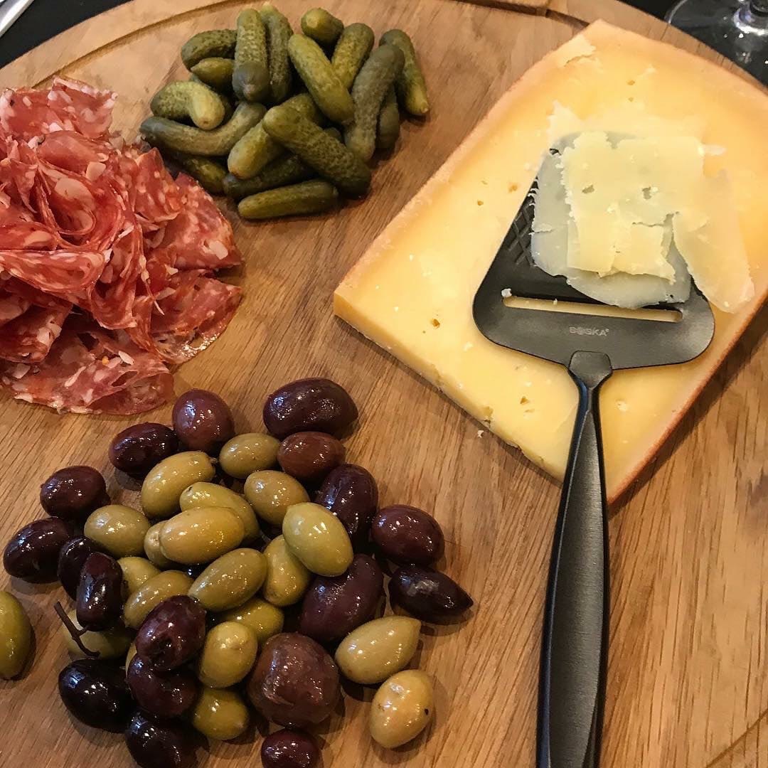 Vinishko - Wine, Olives, Cheese, Snack, Longpost