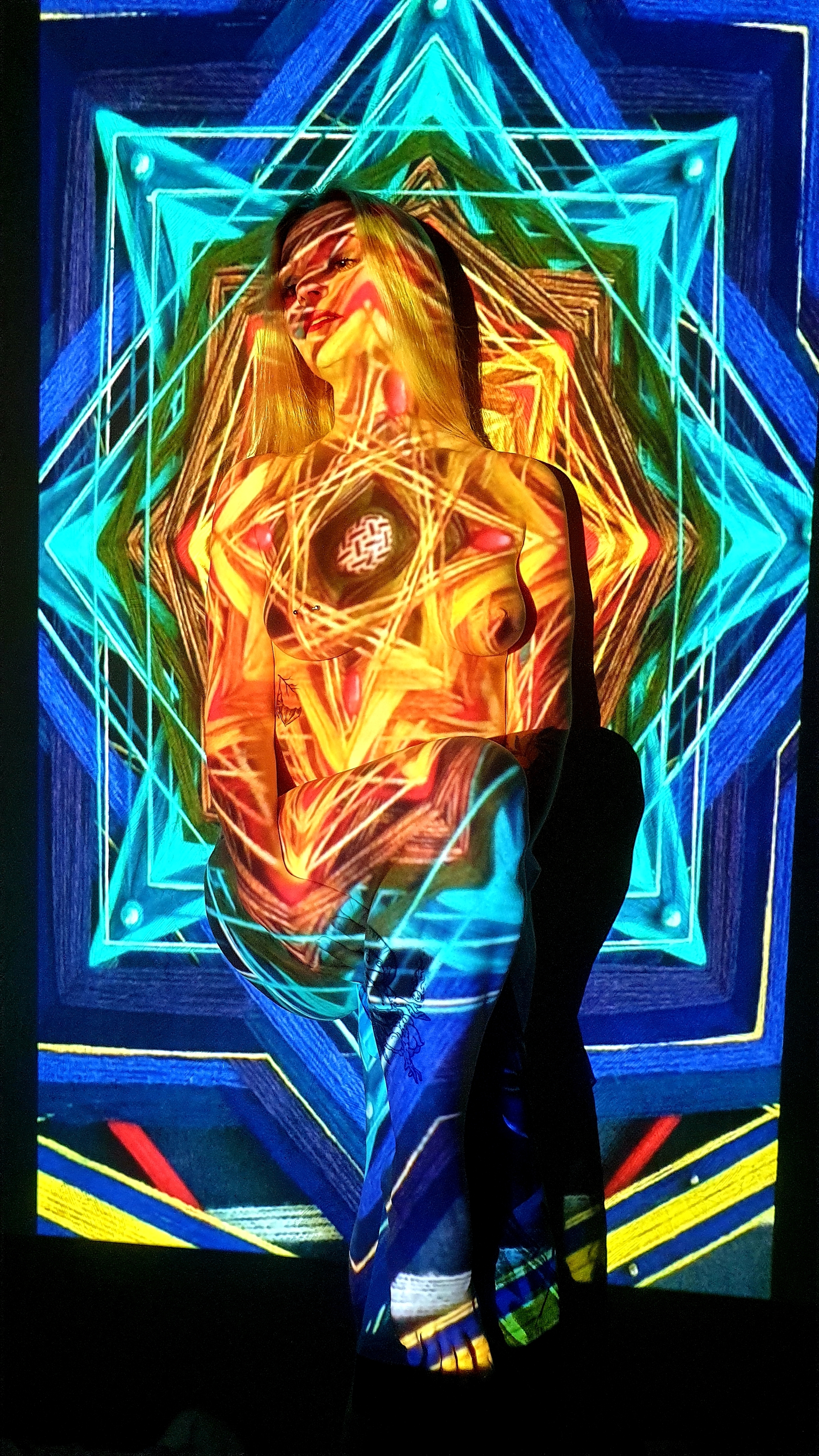 In the light of the projector - NSFW, My, Mandala, Projector, Erotic, Breast, Longpost