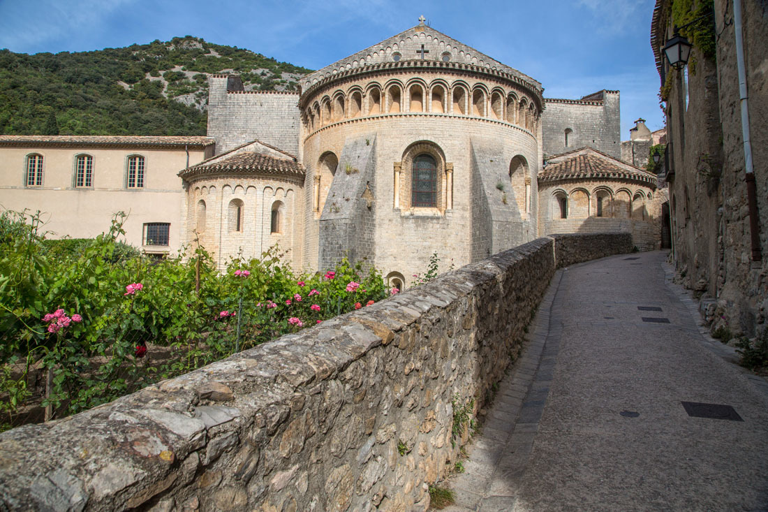 The village of Saint-Guilhem-le-Desert in the French Alps - My, France, Village, A small village, Alps, The mountains, Longpost