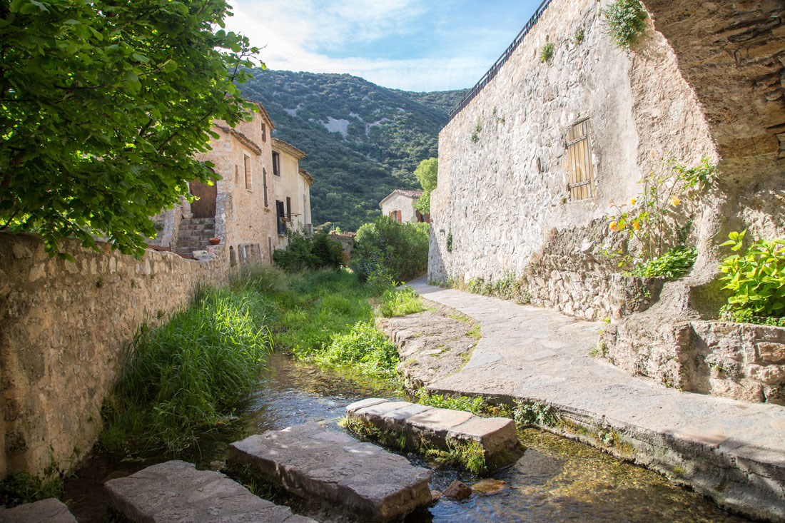 The village of Saint-Guilhem-le-Desert in the French Alps - My, France, Village, A small village, Alps, The mountains, Longpost