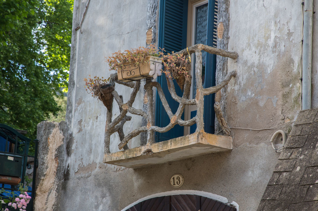 The village of Saint-Guilhem-le-Desert in the French Alps - My, France, Village, A small village, Alps, The mountains, Longpost