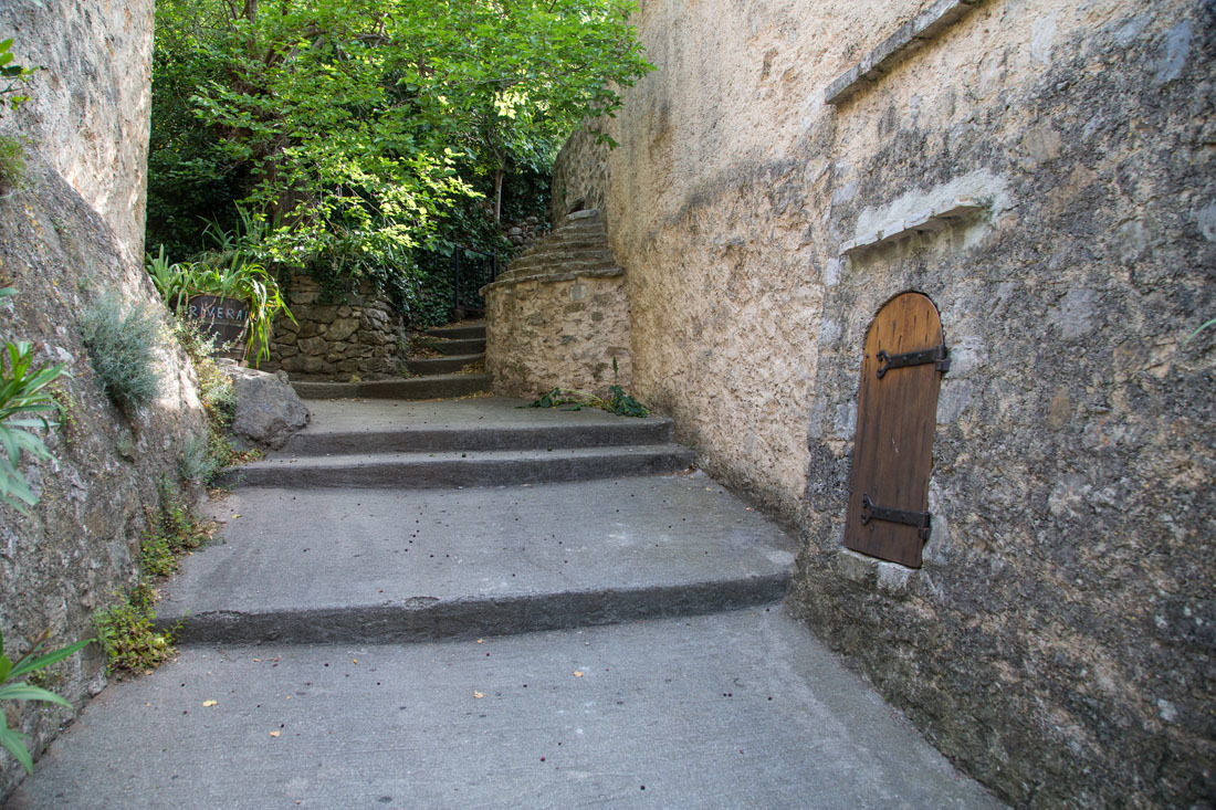 The village of Saint-Guilhem-le-Desert in the French Alps - My, France, Village, A small village, Alps, The mountains, Longpost