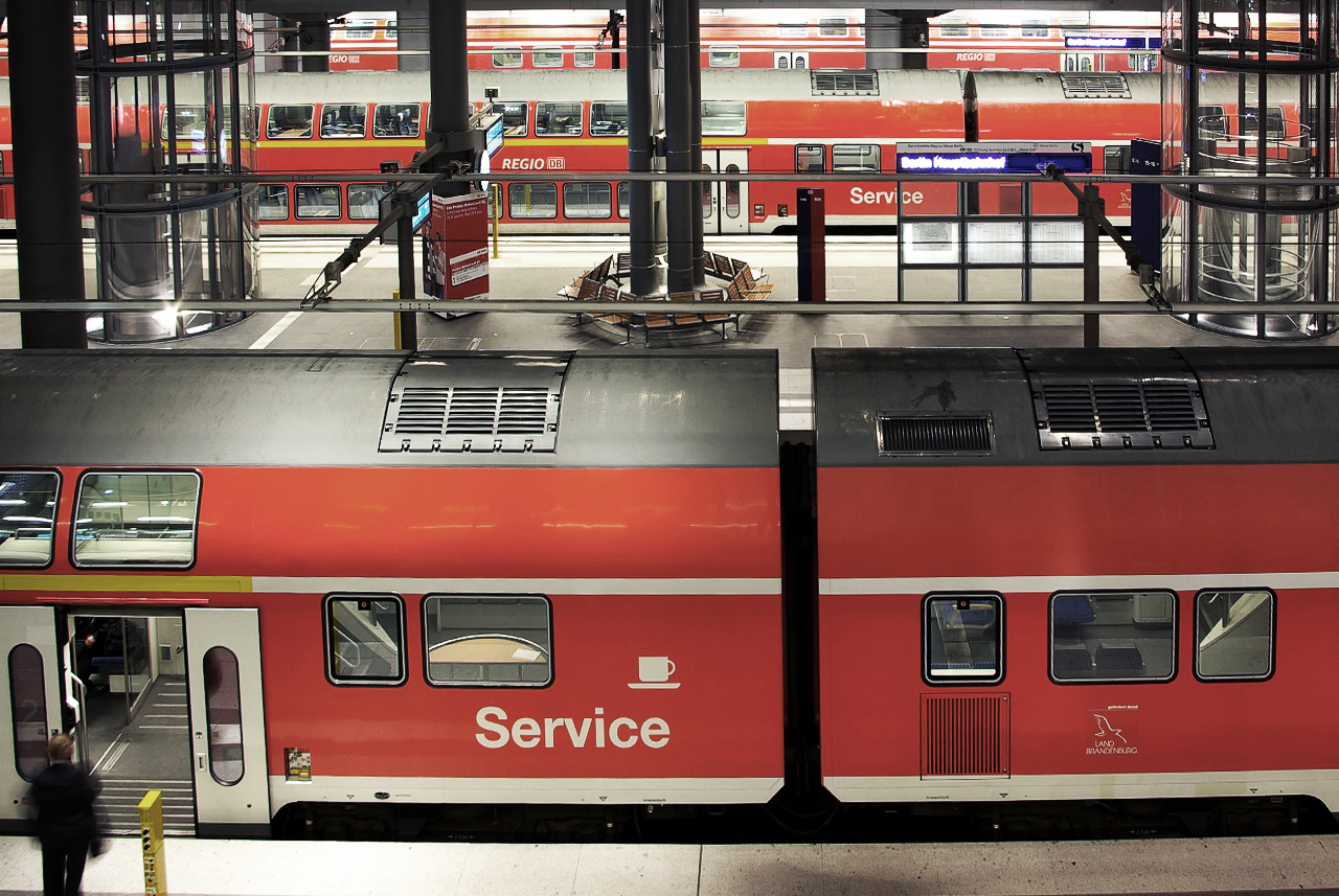 Die Bahn. Berlin - My, Germany, Railway, Railway station, railway station, Berlin, Deutsche Bahn, A train, Longpost