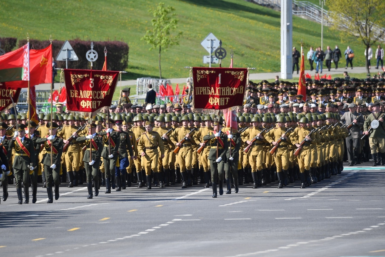 Military parade in Minsk in honor of the 75th anniversary of Victory in the Great Patriotic War - Military parade, Minsk, May 9 - Victory Day, The Great Patriotic War, The Second World War, The soldiers, Tanks, Airplane, Longpost