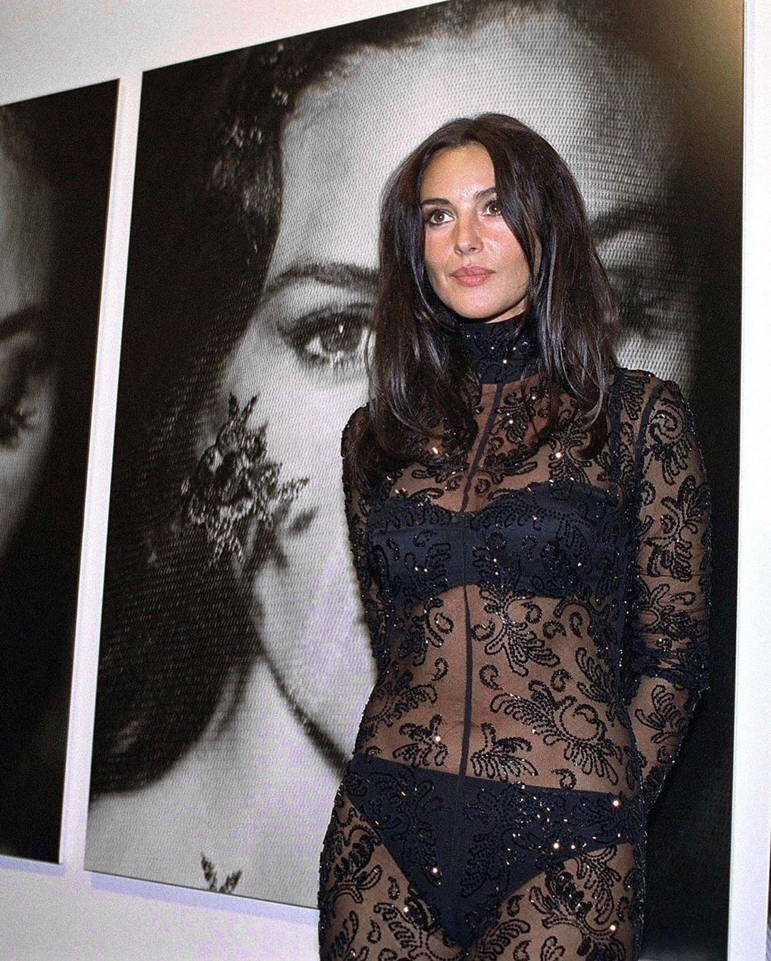 Monica Bellucci - NSFW, Monica Bellucci, Underwear, Longpost