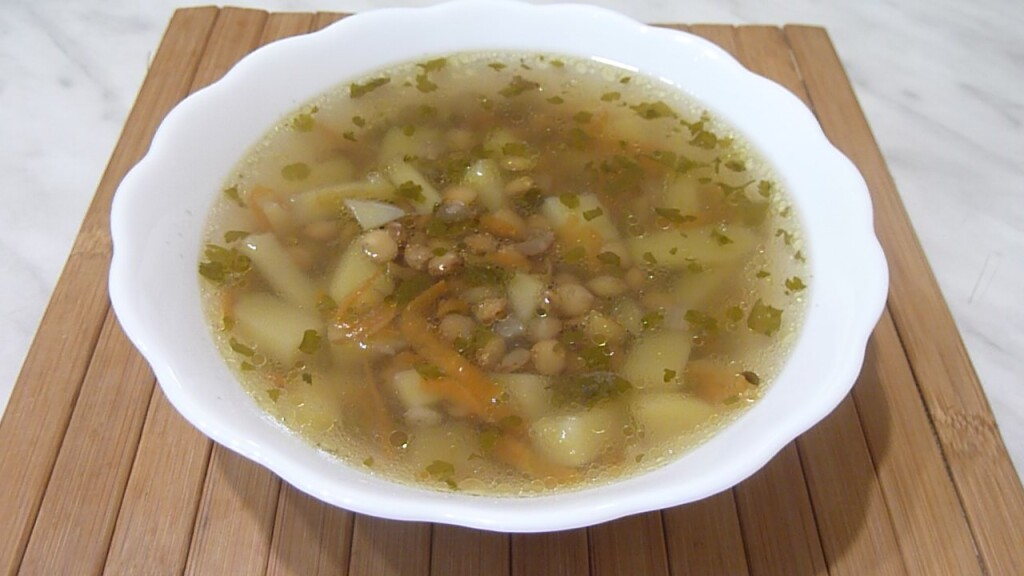 Chicken soup with green lentils - My, Soup, Recipe, Video recipe, First meal, Video, Longpost, Cooking, Lentil