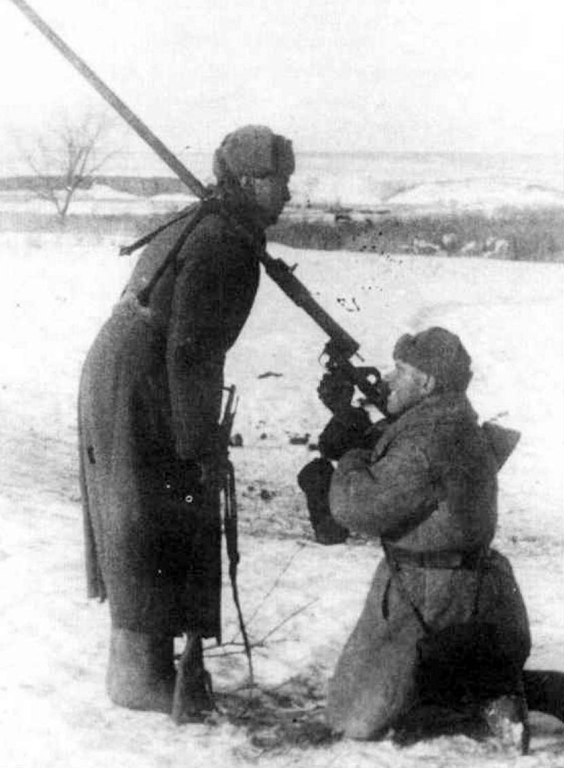 RIFLE AGAINST AIRPLANE - Weapon, Rifle, Airplane, The Great Patriotic War, Longpost