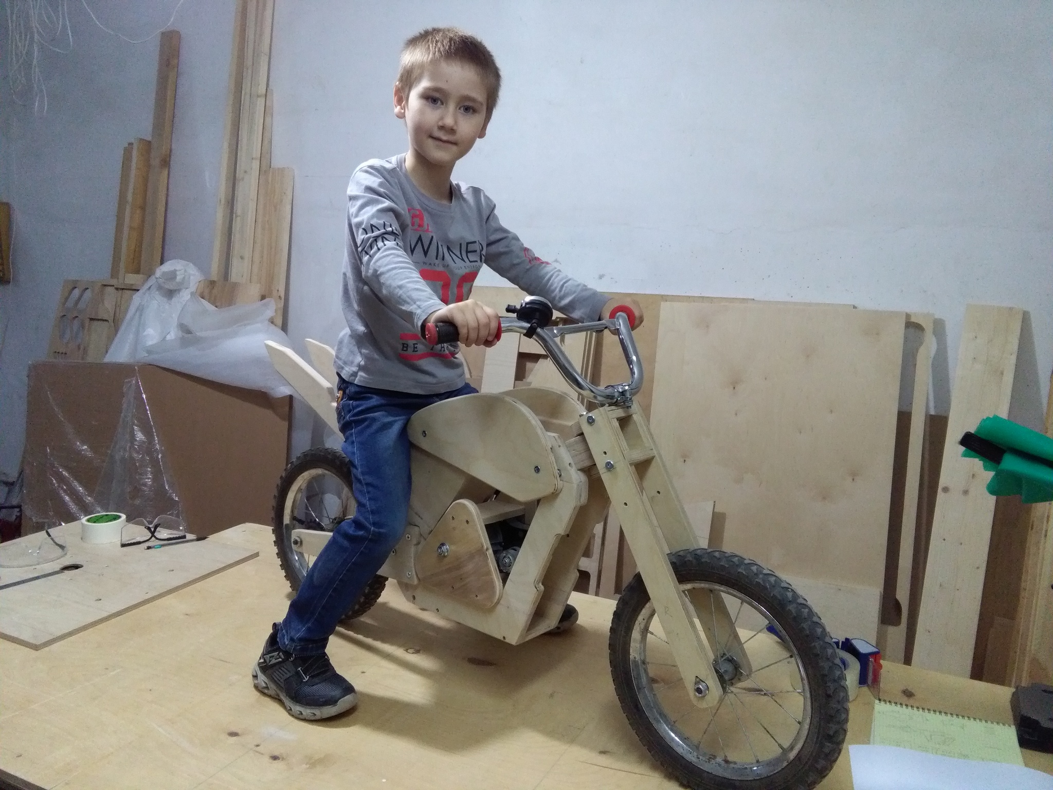 Как из лего сделать мотоцикл для ребёнка?