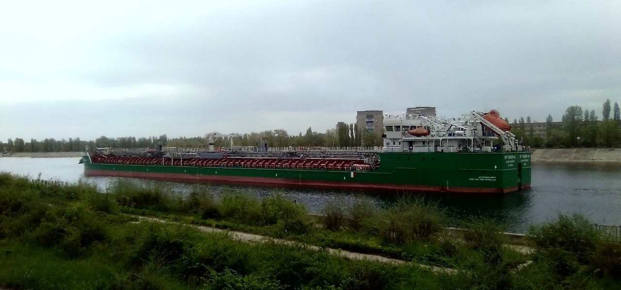 Balakovo/Volga shipping canal - Tanker, Bulk carrier, Ship, River, Vessel, Saratov region, Balakovo, Longpost, Volga river